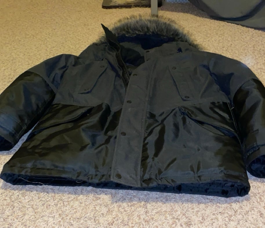 Men’s Puffy coat with fur hood