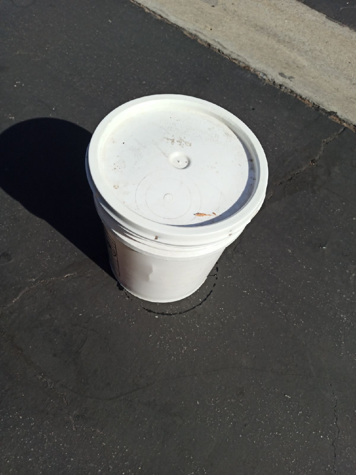 Concrete sealer 75% of 5 gallon containe