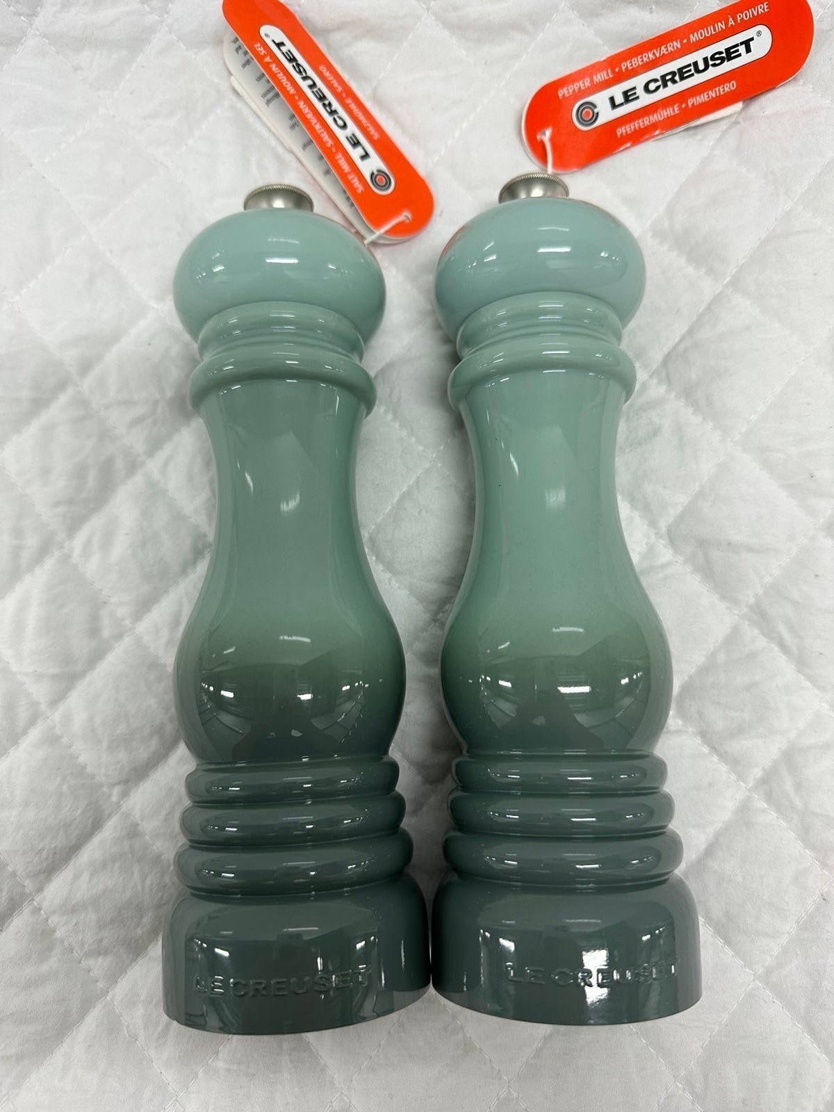 LE CREUSET 8” SALT & PEPPER MILL BUNDLE