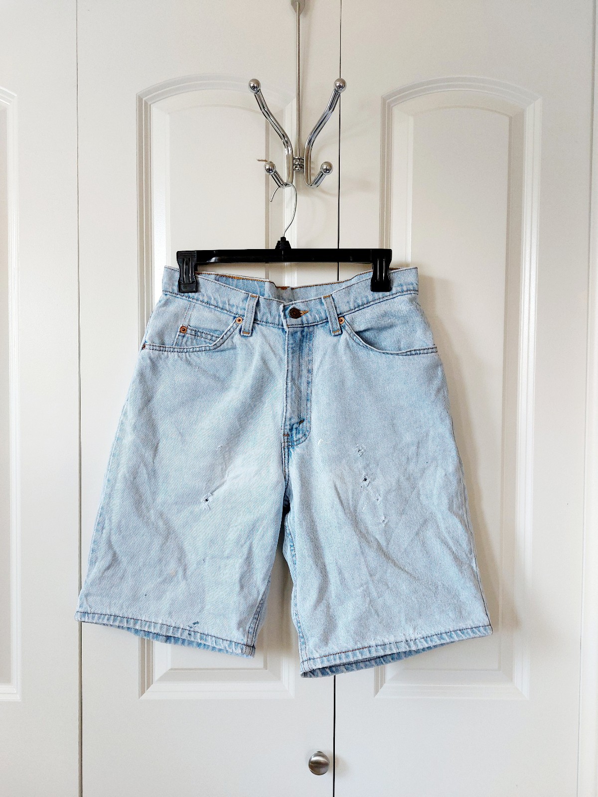 90s Paint Splatter Levi 560 Shorts size 31 Orange Tab Distressed Jorts/Bermuda