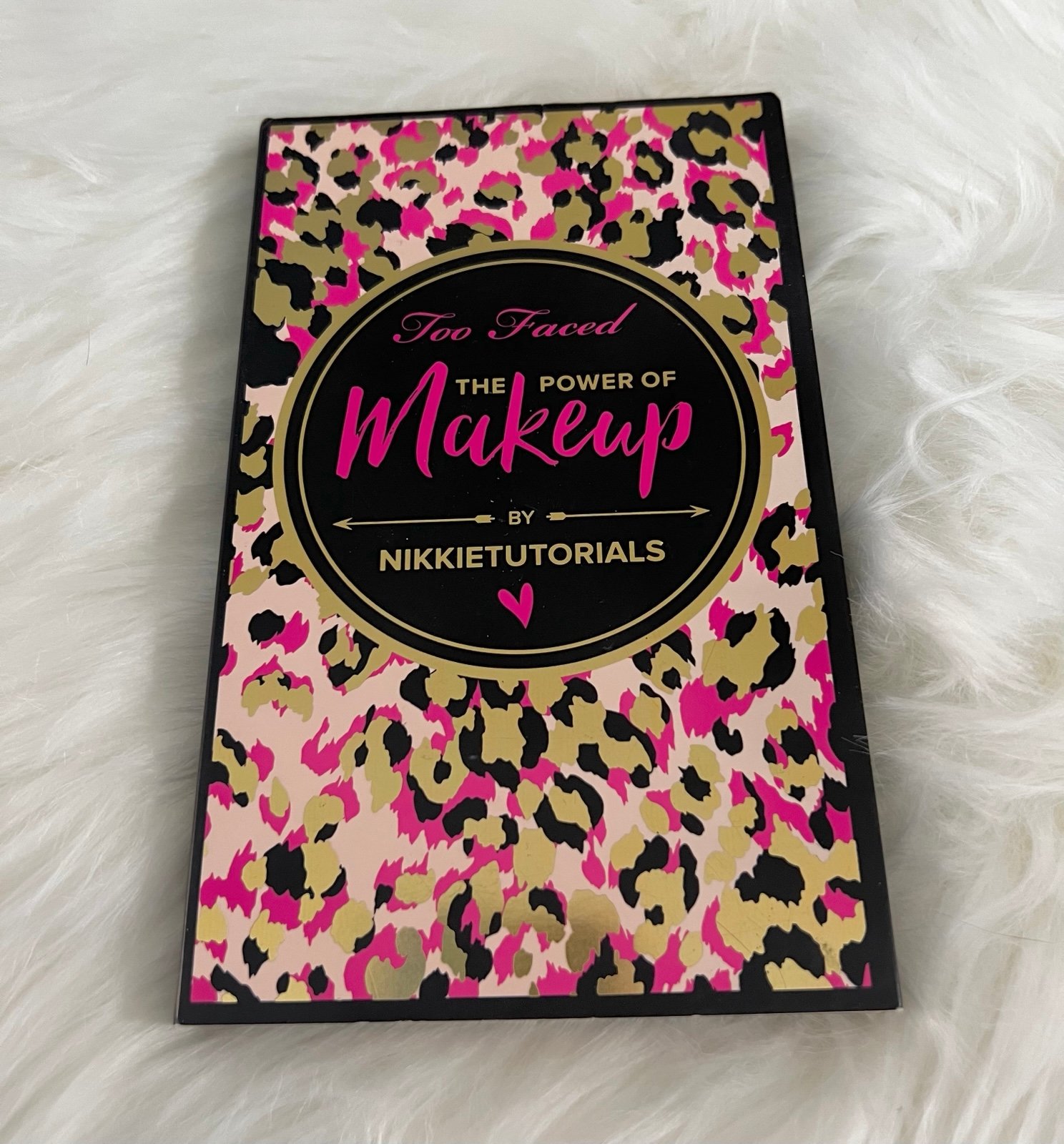 (( NIB. )) Too Faced : The Power Of Makeup By NikkieTutorials.