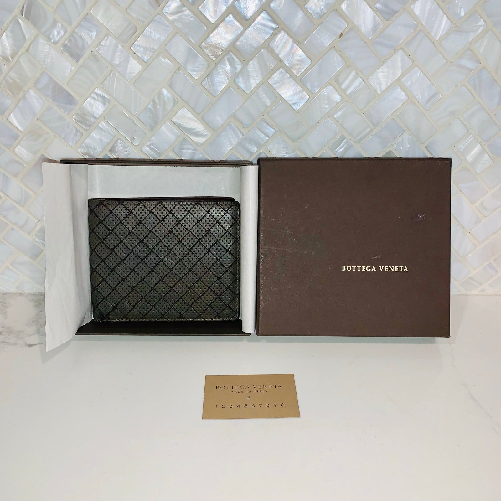 Bottega Veneta Mens Wallet