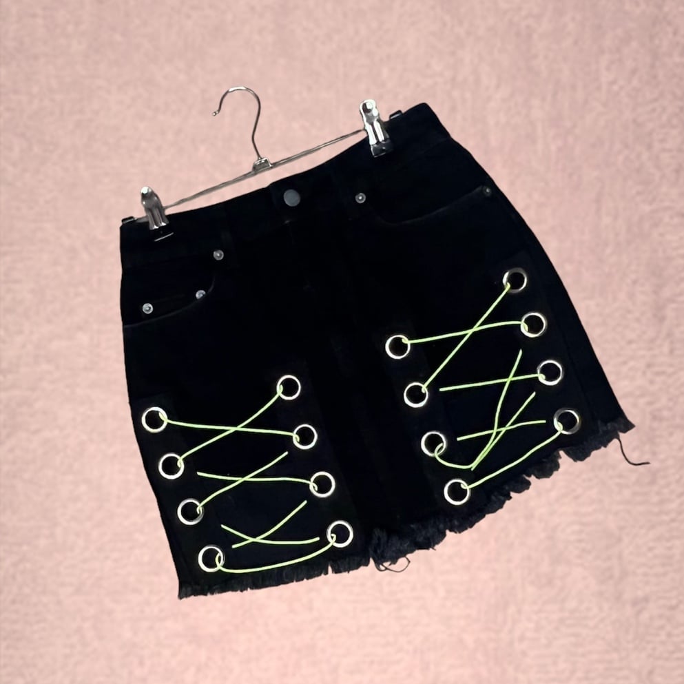 BNWOT CARMAR SKIRT SHORT WITH NEON DETAIL