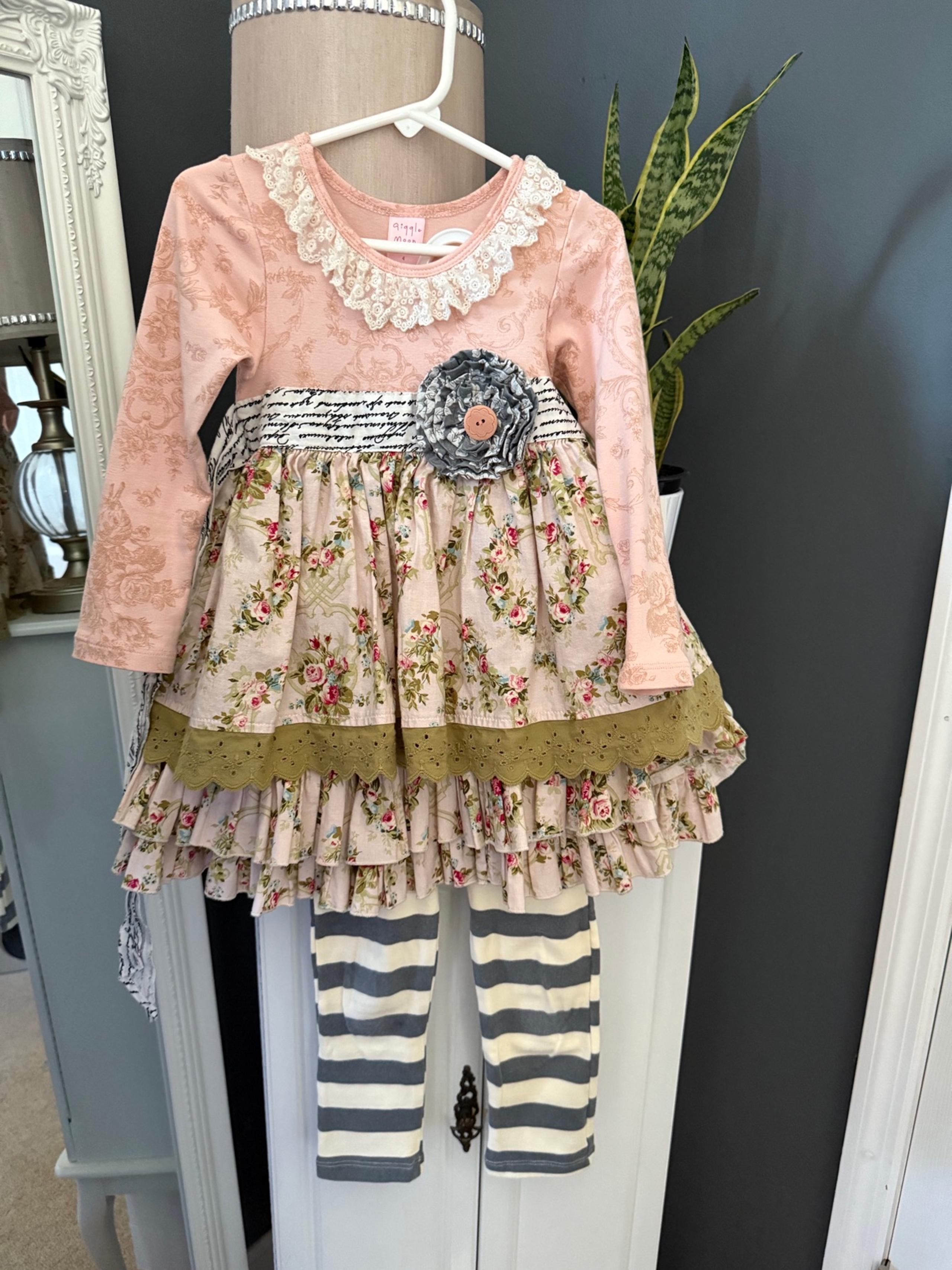 Girls clothes