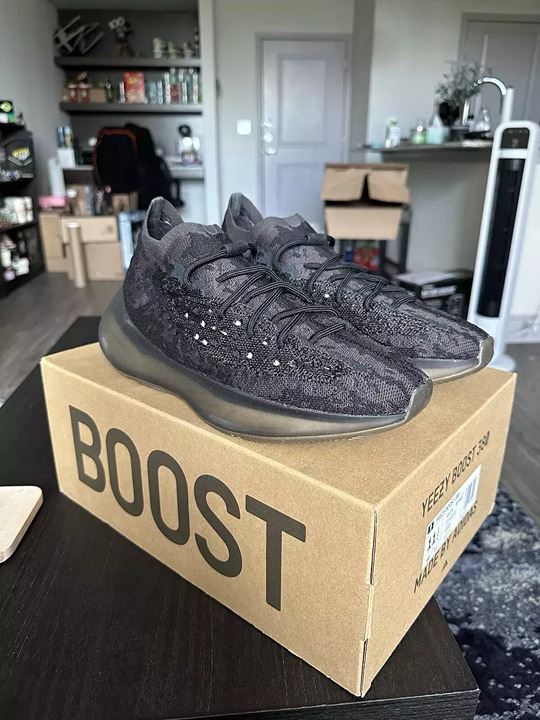 adidas Yeezy Boost 380 Onyx Black Size 11.5 NIB FZ1270 !SAME DAY SHIPPING!