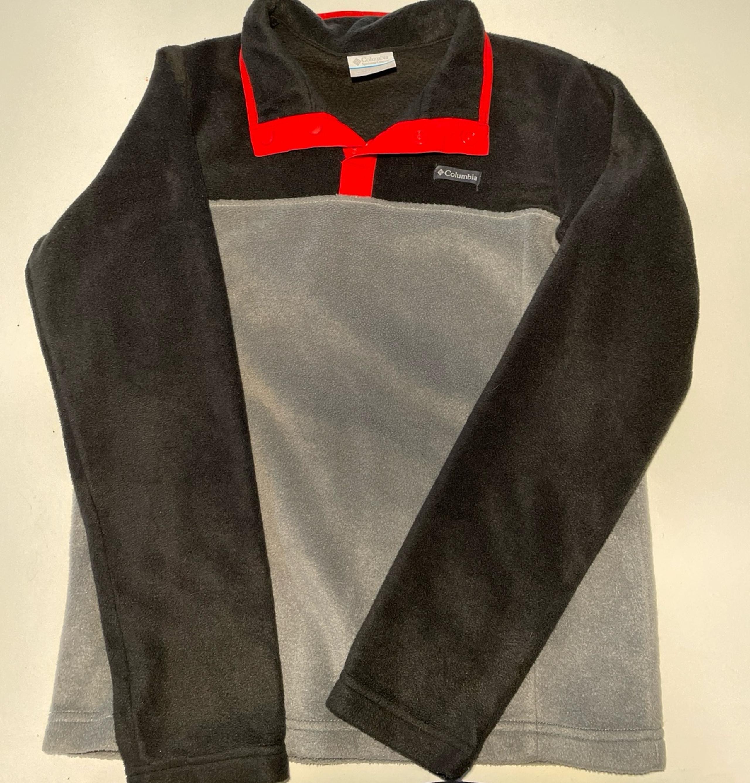 Columbia pullover fleece