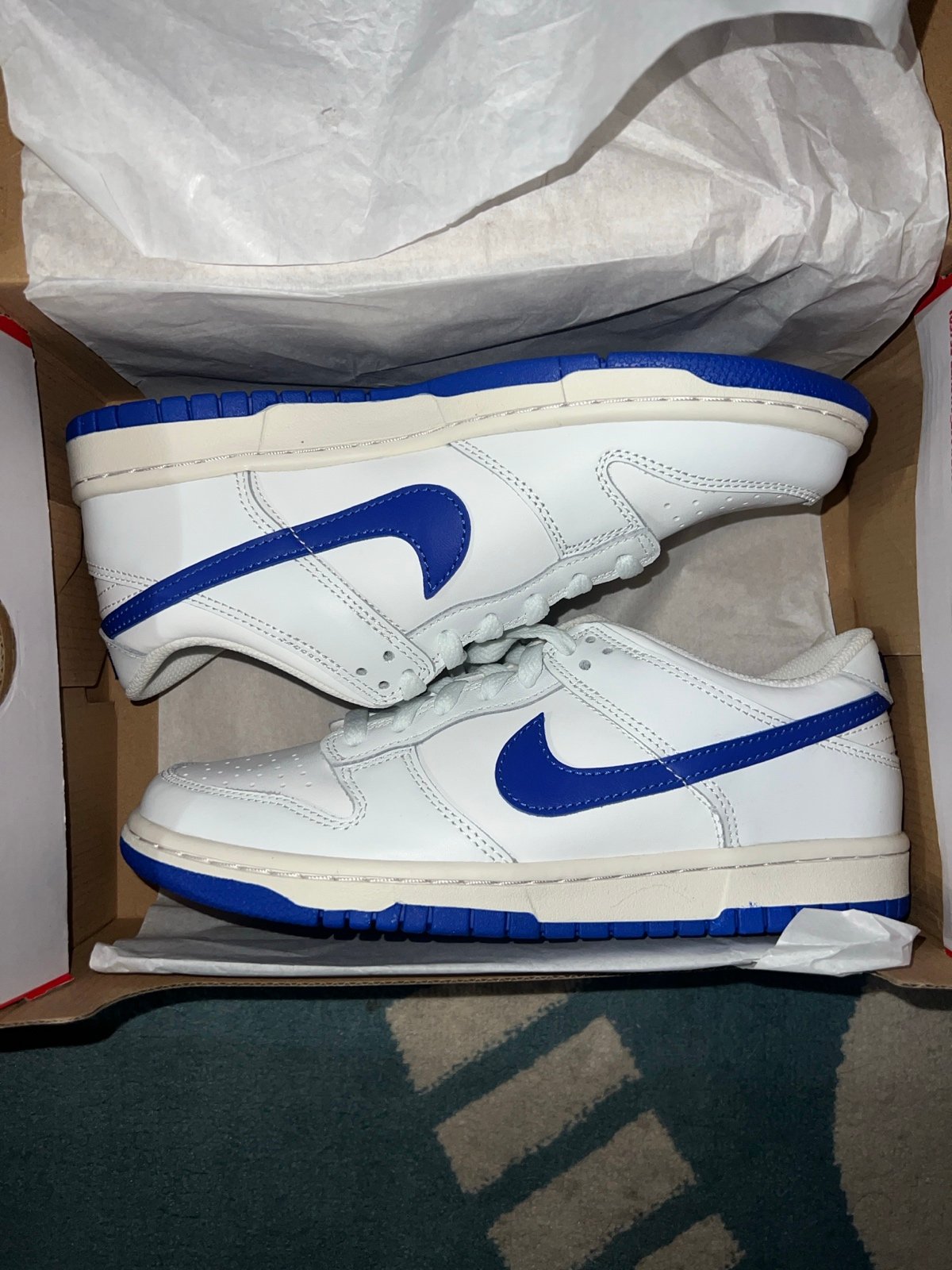 dunks low