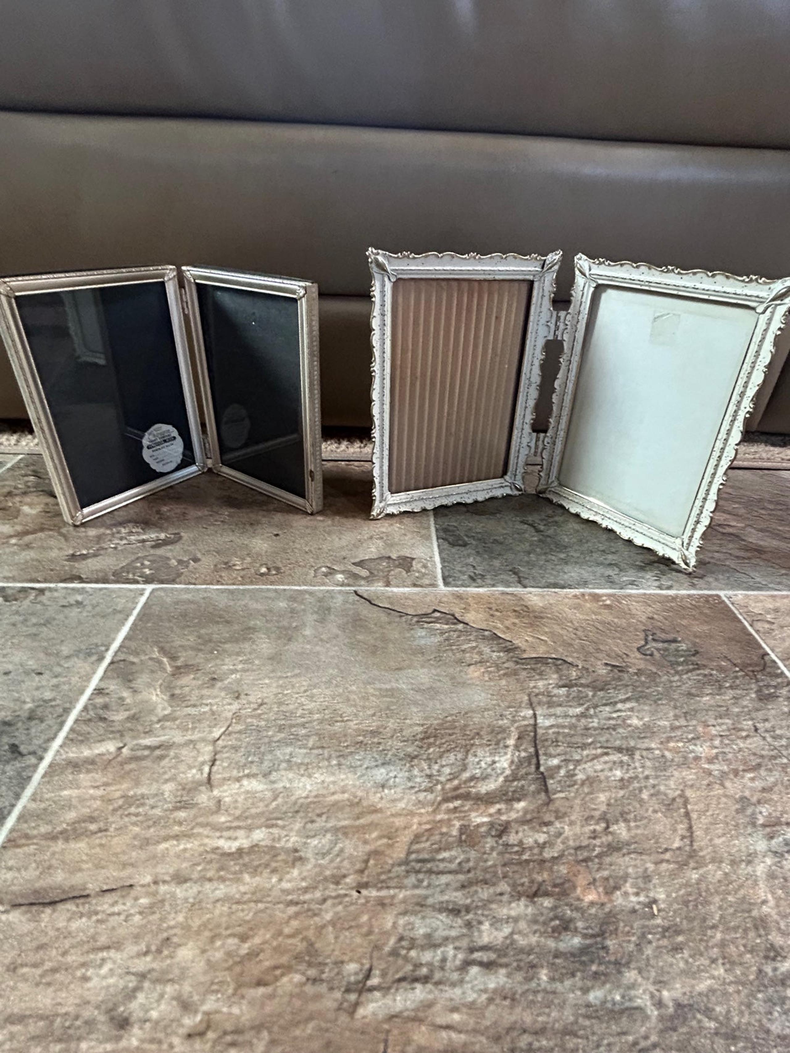 Bundle of two vintage frames These are in good condition for their age! Each fra