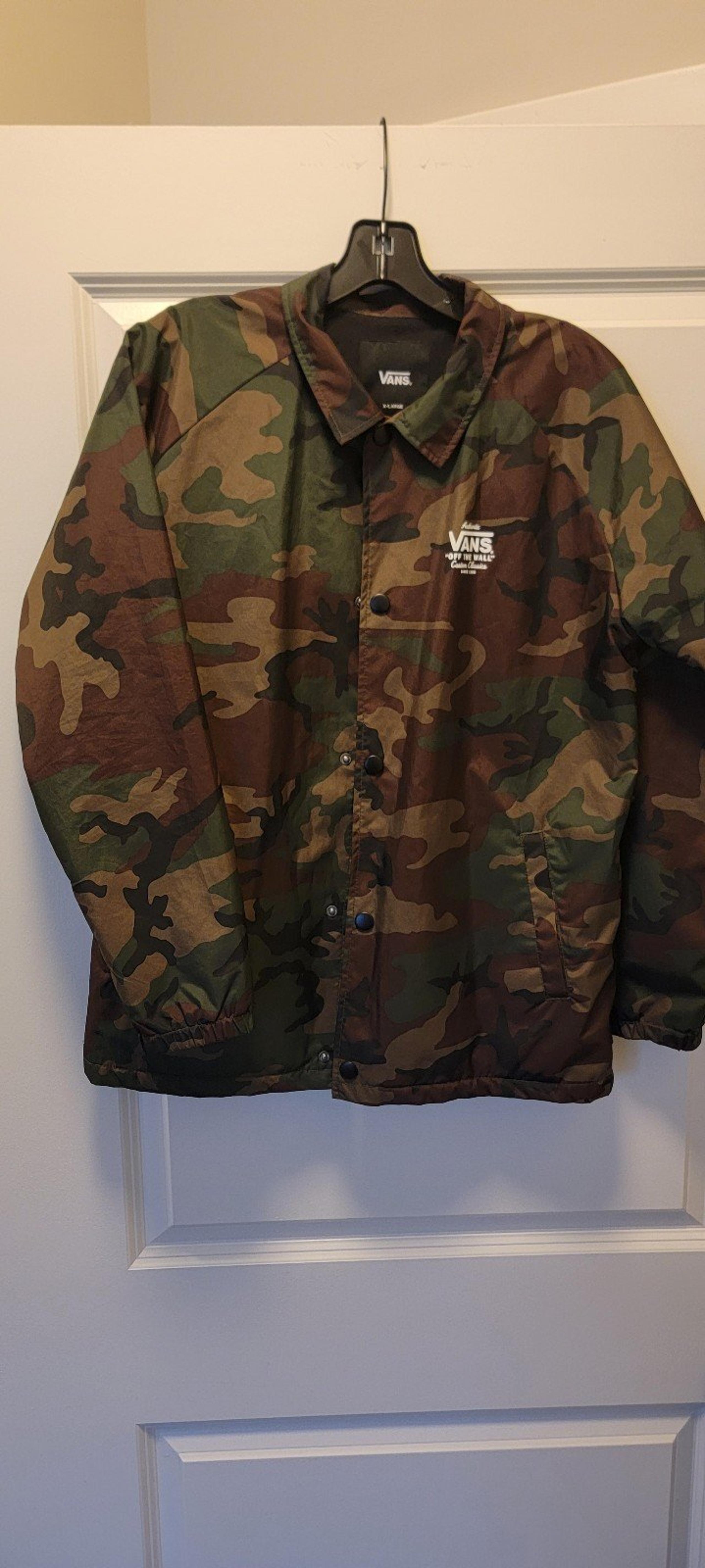 Vans Mens Camo Jacket Size XL Windbreaker Camouflage Lightweight