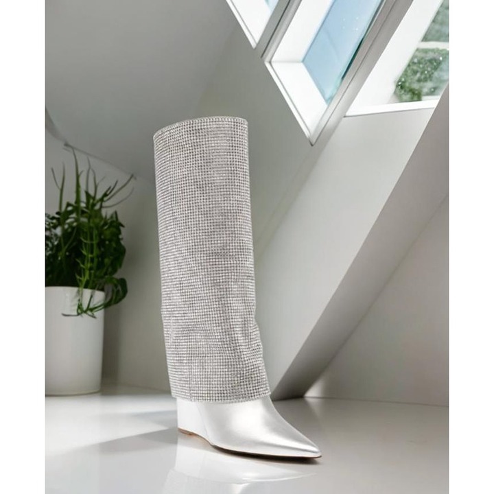 Steve Madden Riski Silver Rhinestone Pointed Toe Wedge Heel Boot Size 8 NIB