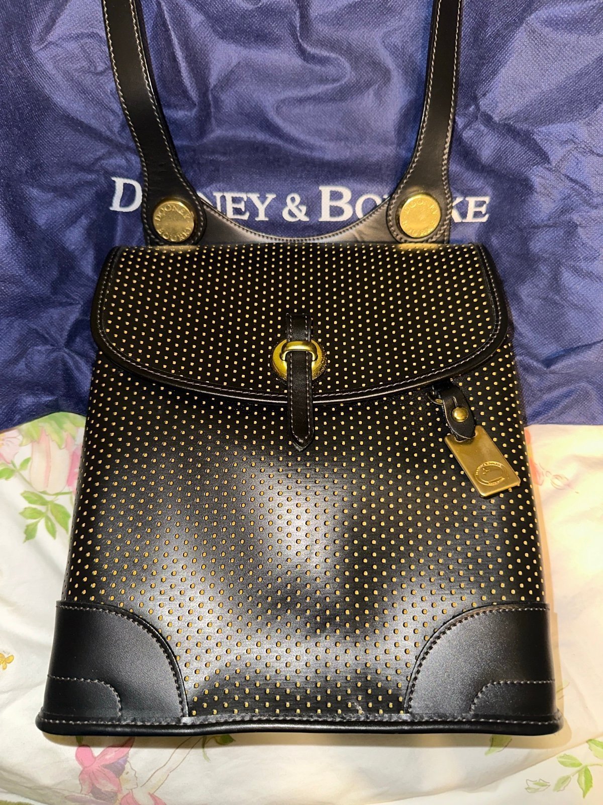 Dooney & Bourke handbag NWOT