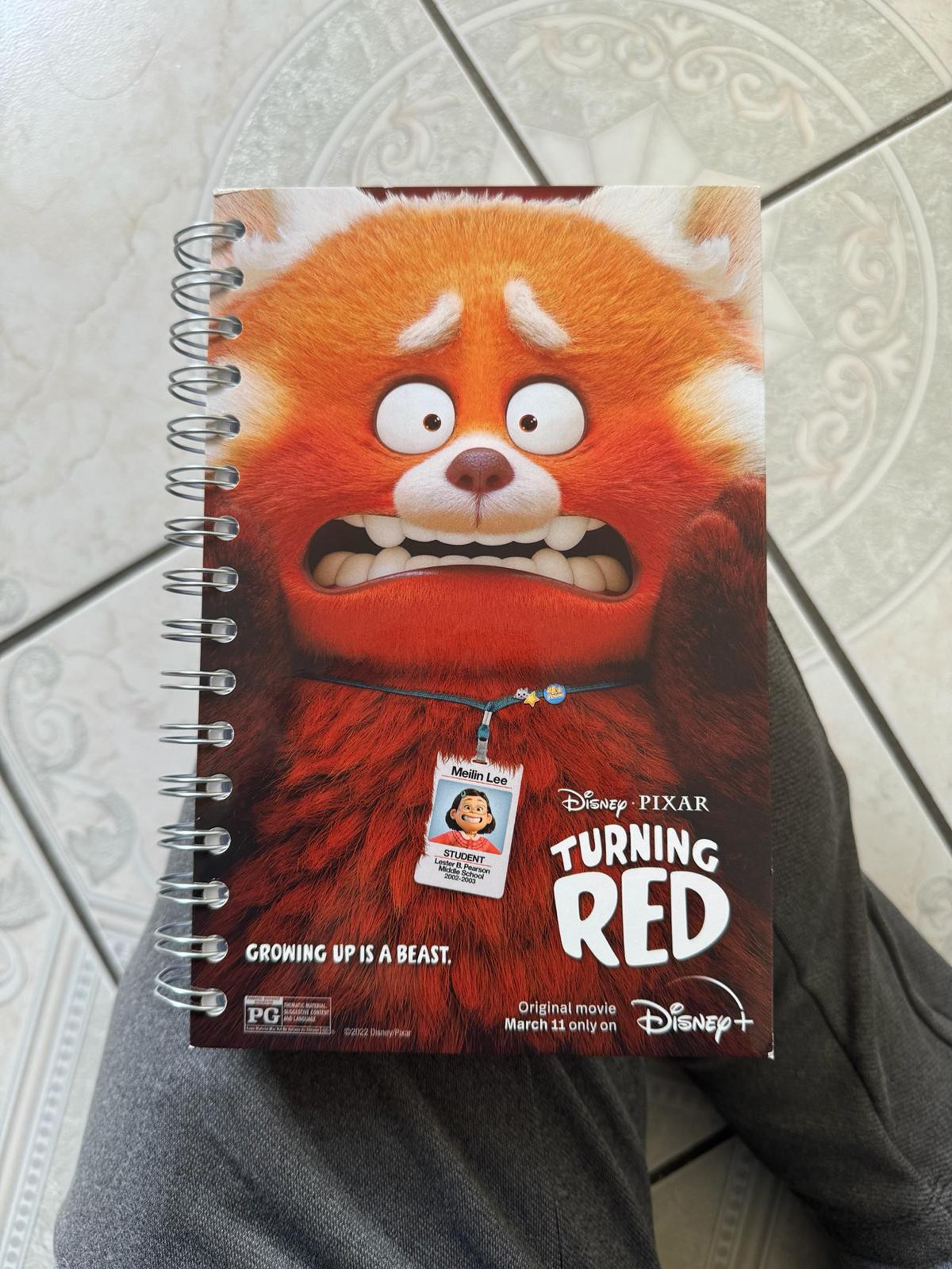 DISNEY Turning red cover notebook