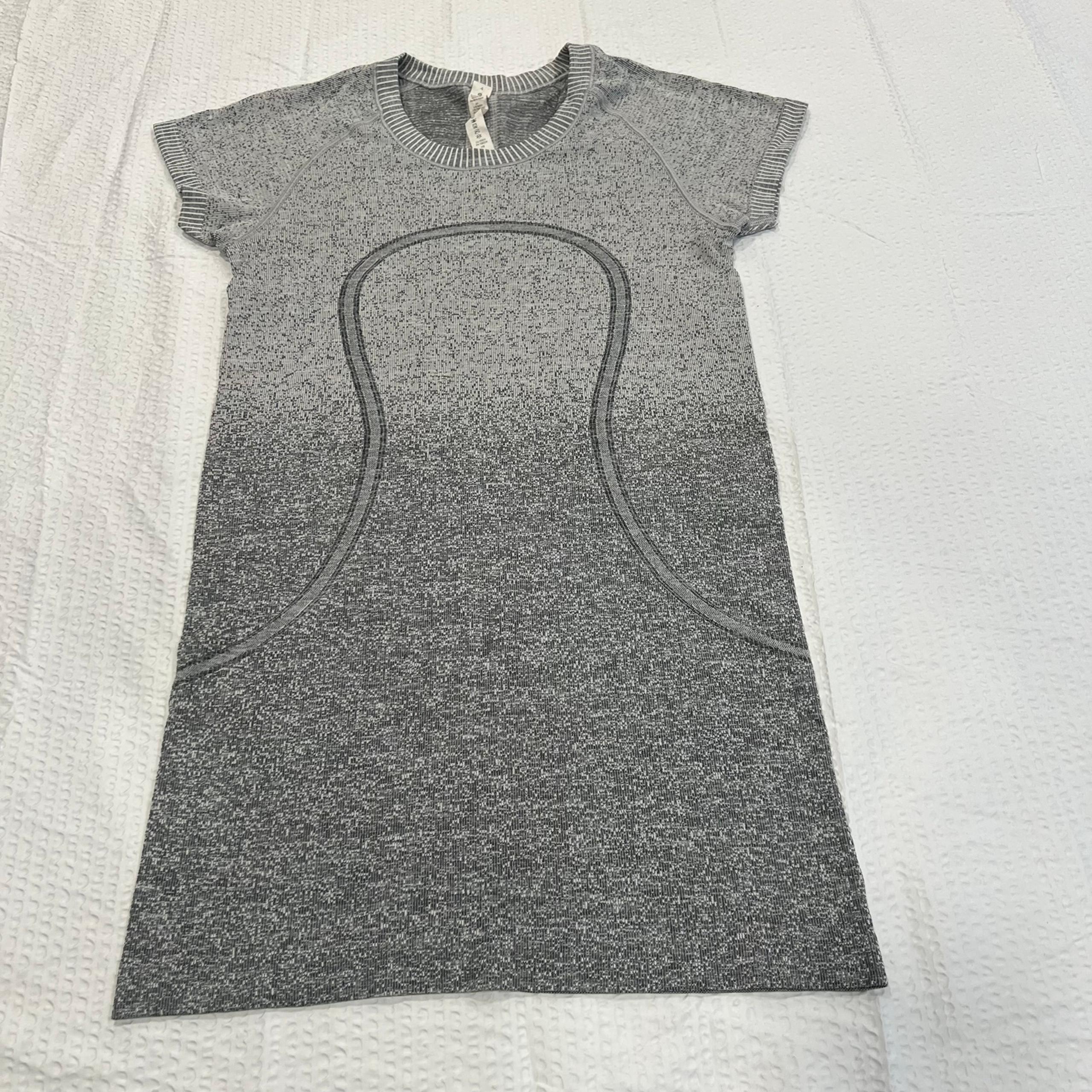 Lululemon swiftly tech short sleeve