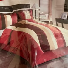 queen comforter Satin Feel and Looks Gorgeous