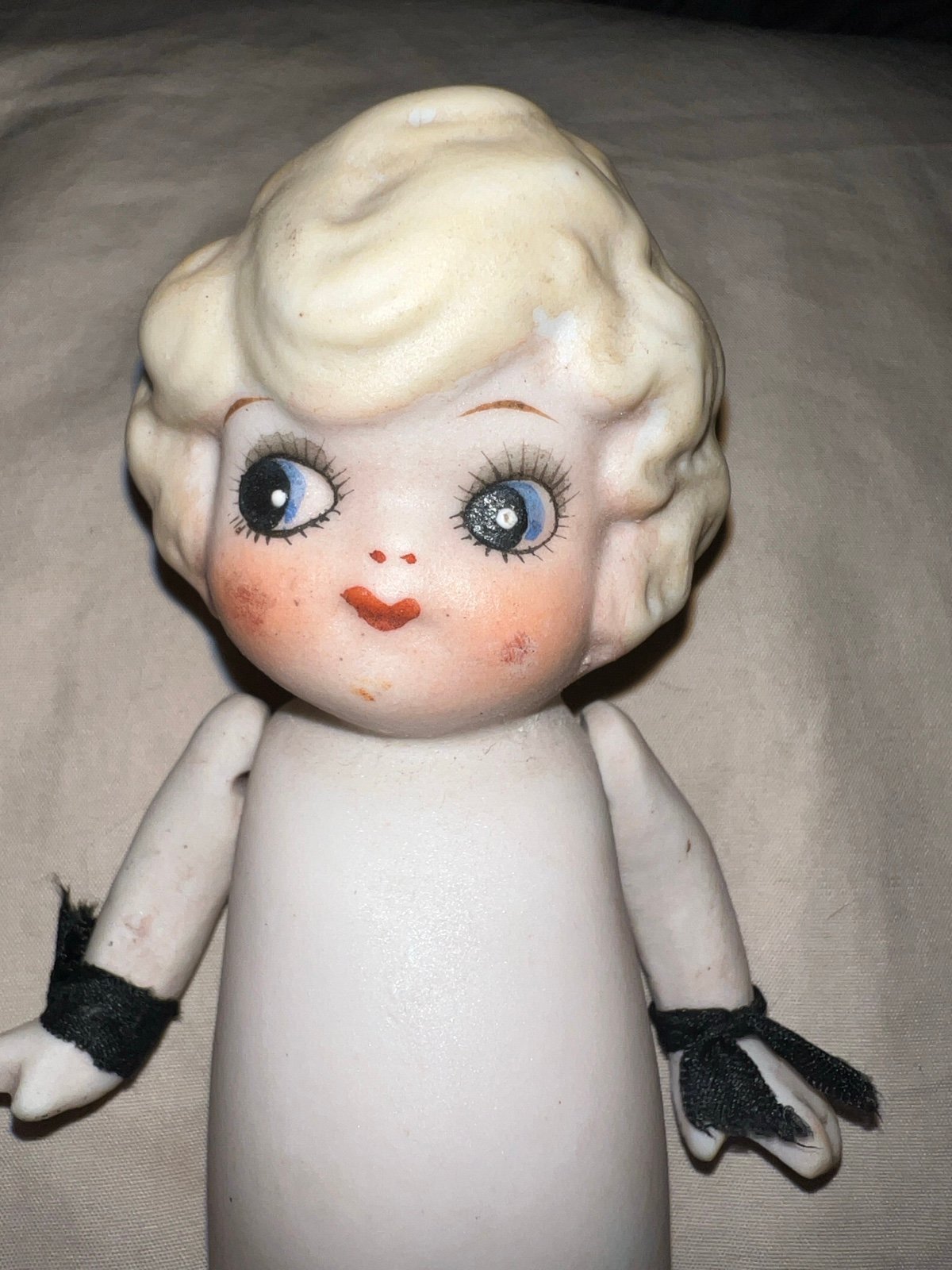 VINTAGE BISQUE FROZEN CHARLOTTE KEWPIE DOLL//1920’s//JAPAN