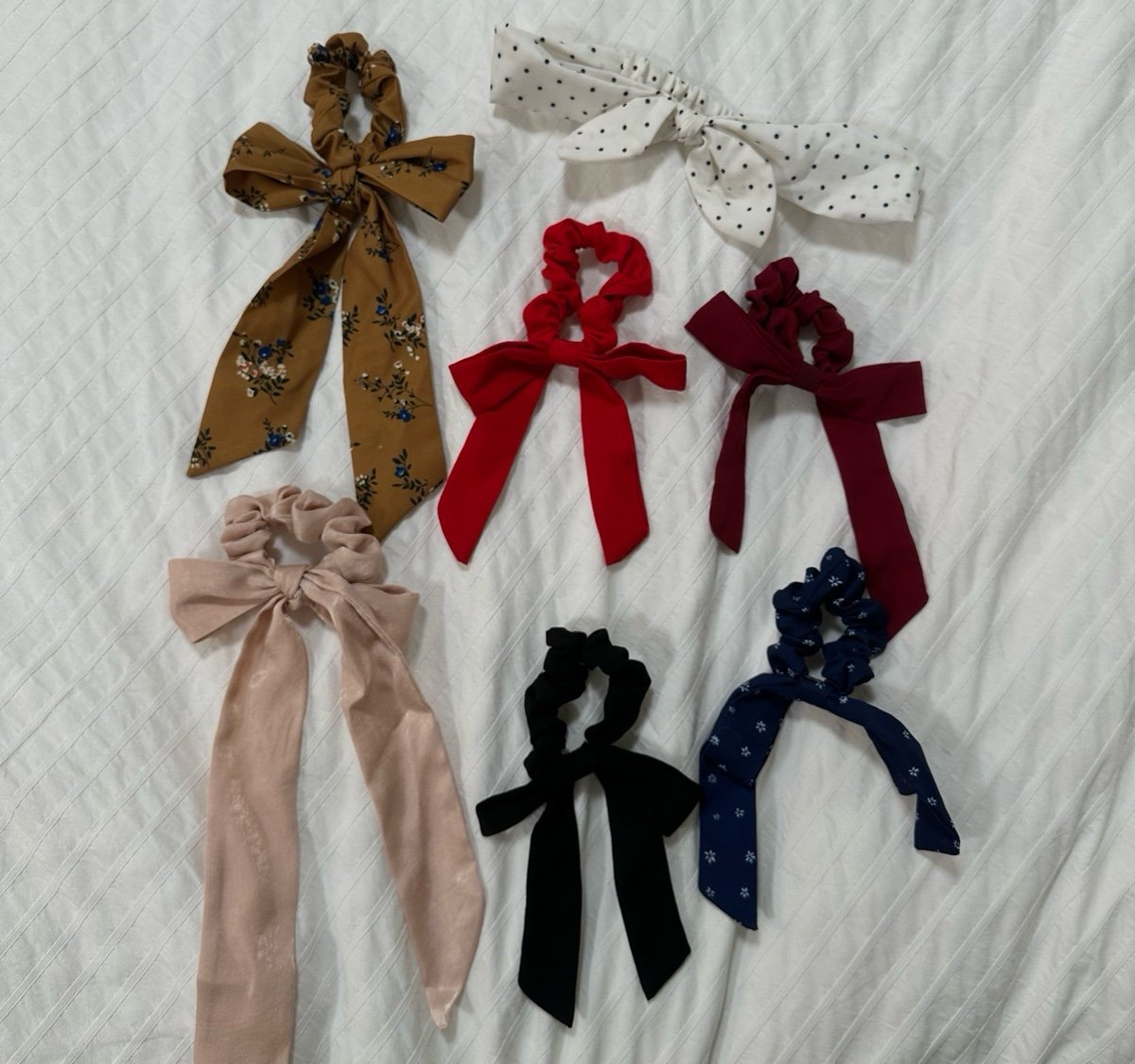 Hair bows and ties, coquette style