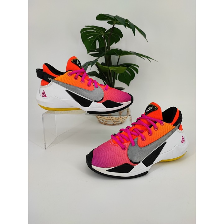 Nike Youth Zoom Freak 2 SE Pink Fade Sneaker Shoes Size 3.5Y US