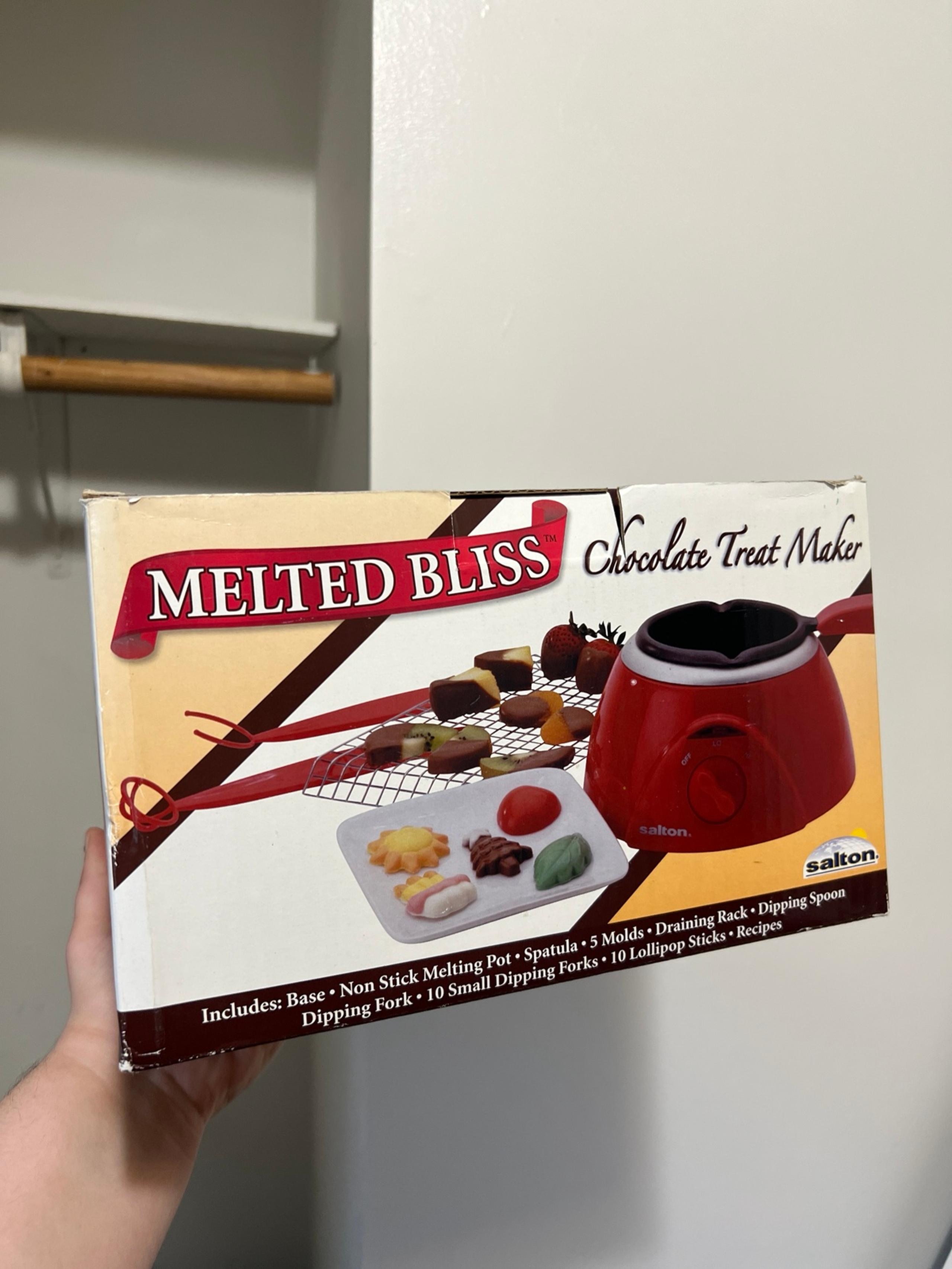 NEW Melted Bliss Chocolate Treat Maker