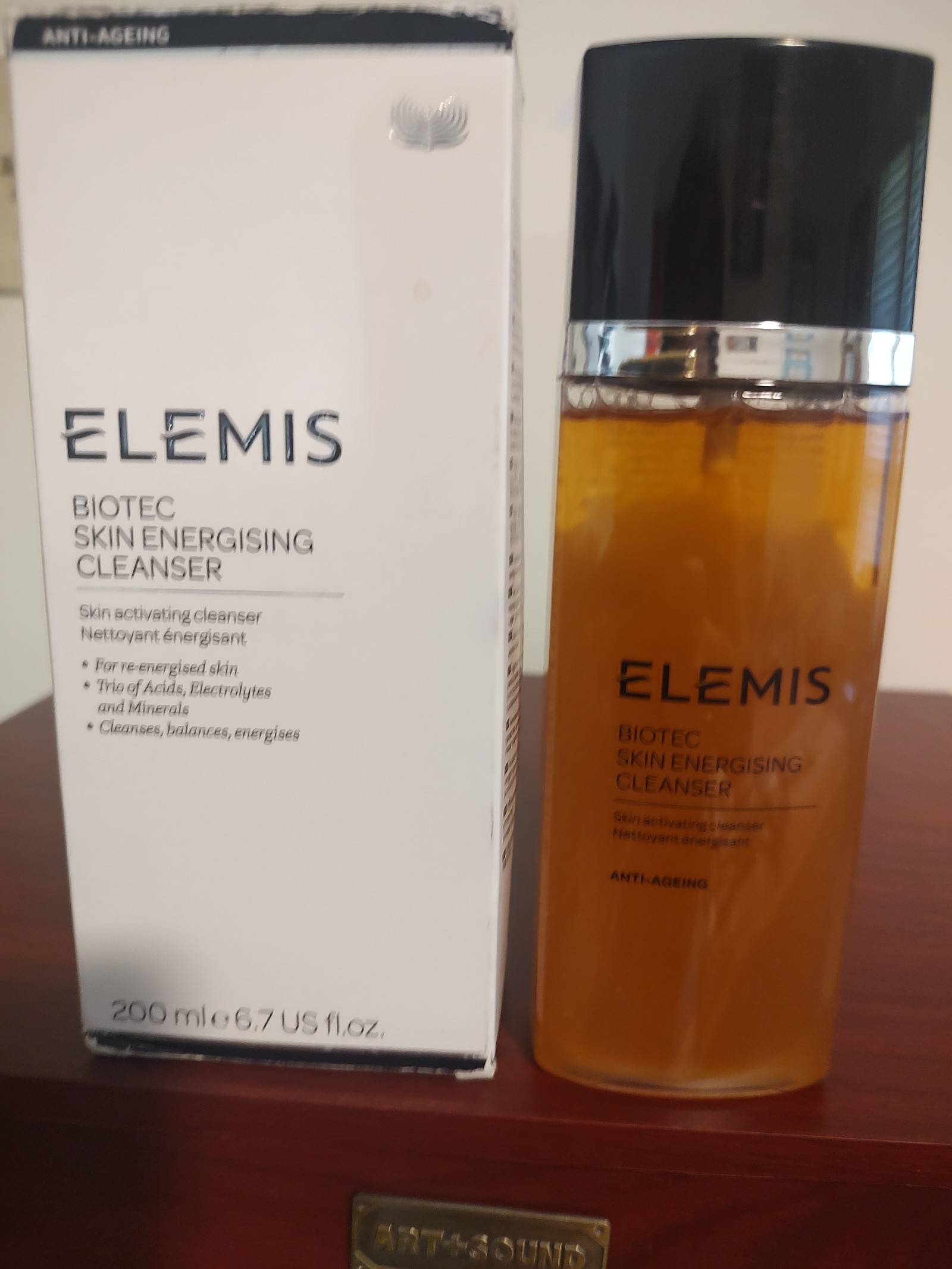 Elemis Biotech Skin energizing cleanser 6.7 OZ