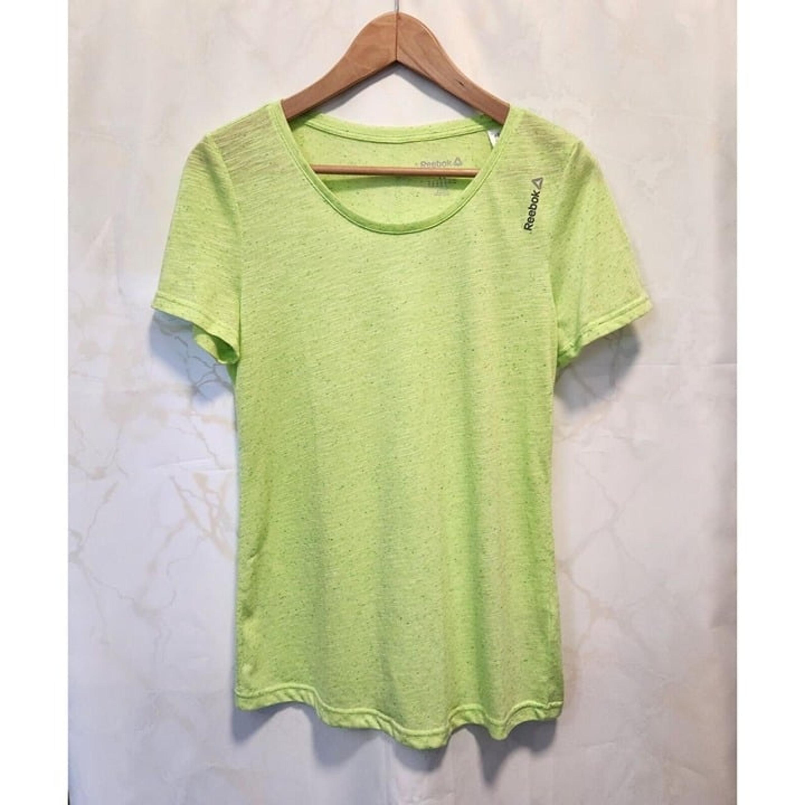 Reebok Women's Size M Neon Green Short Sleeve Sheer Workout Athletic T-Shirt