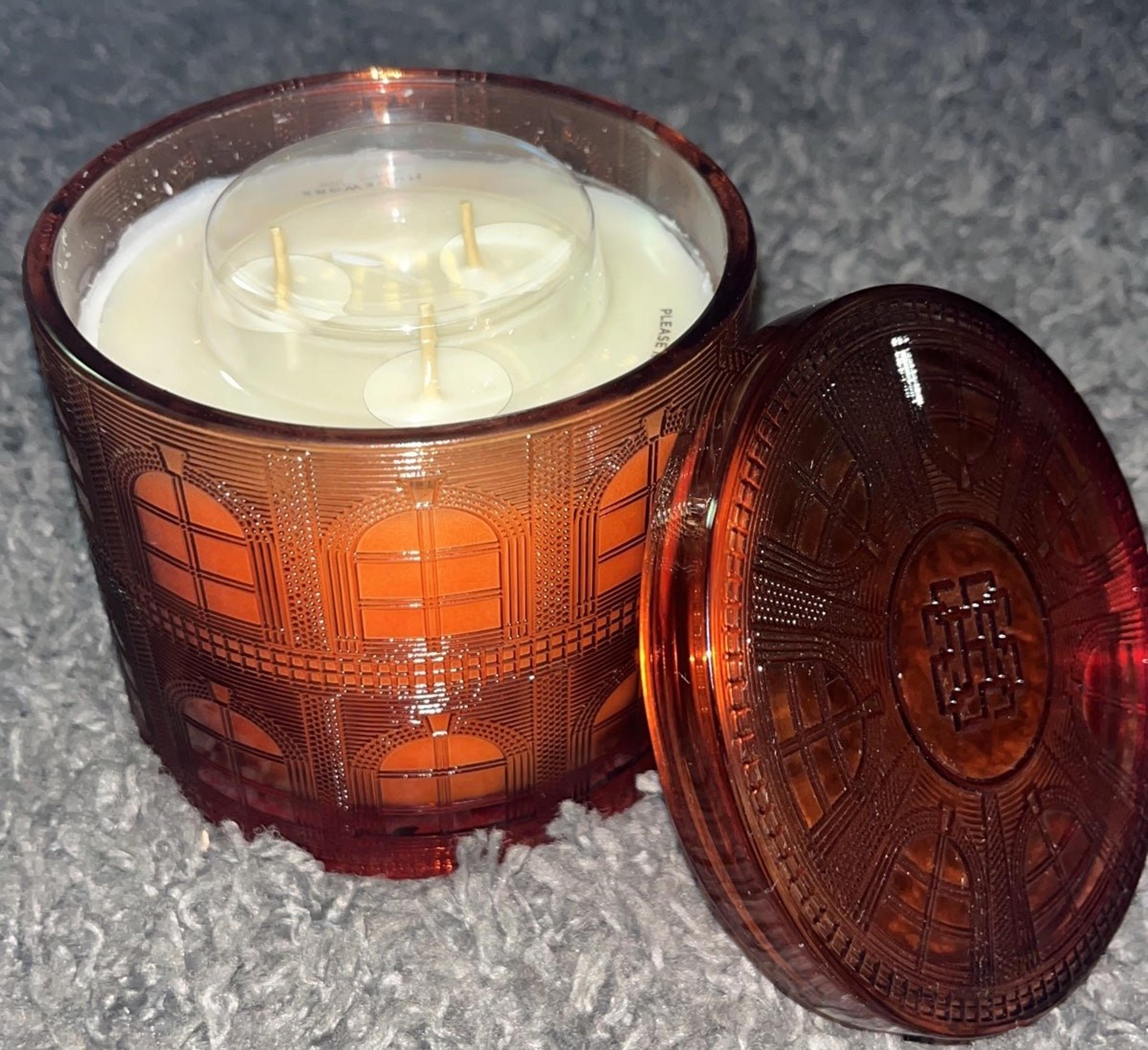 Homeworx Candle