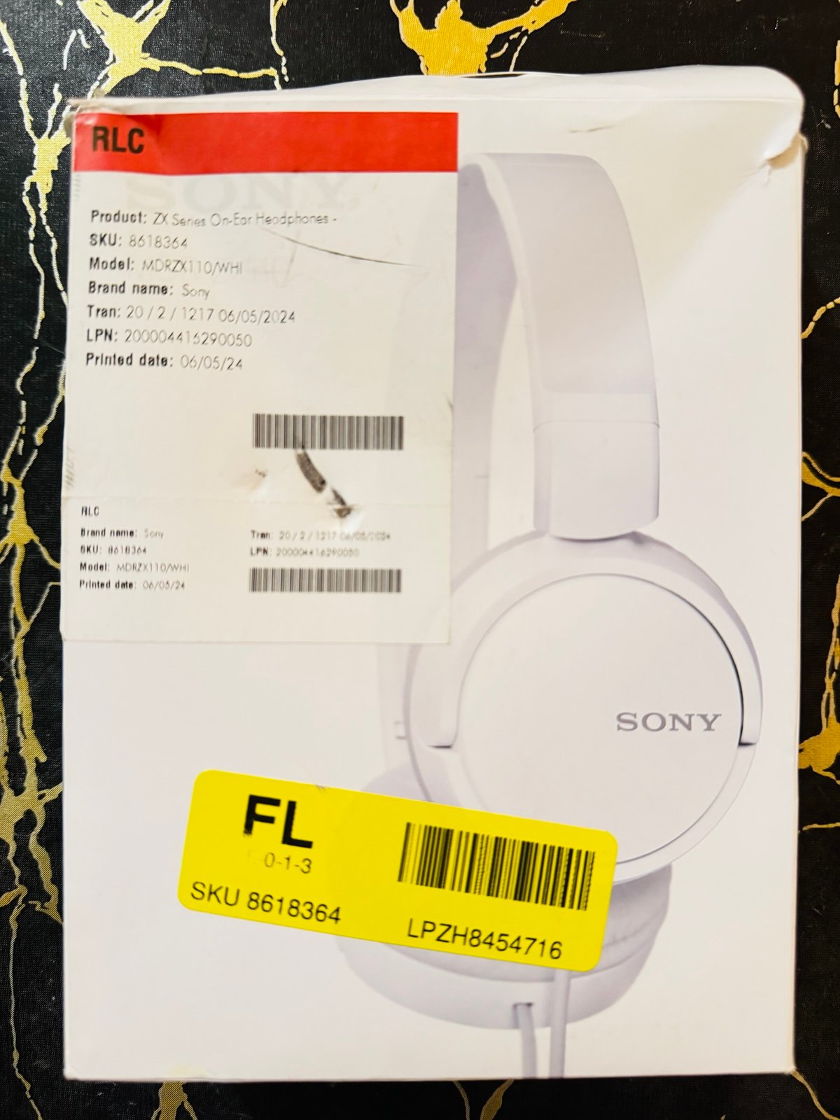 Sony noise cancellation headphone