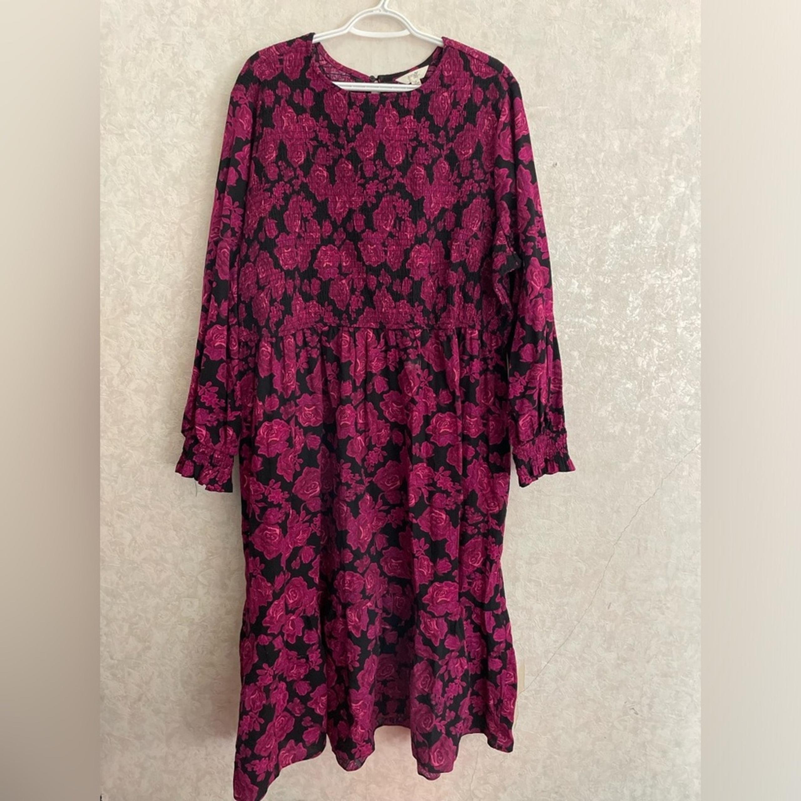Terra & Sky women's 3X black floral midi dress