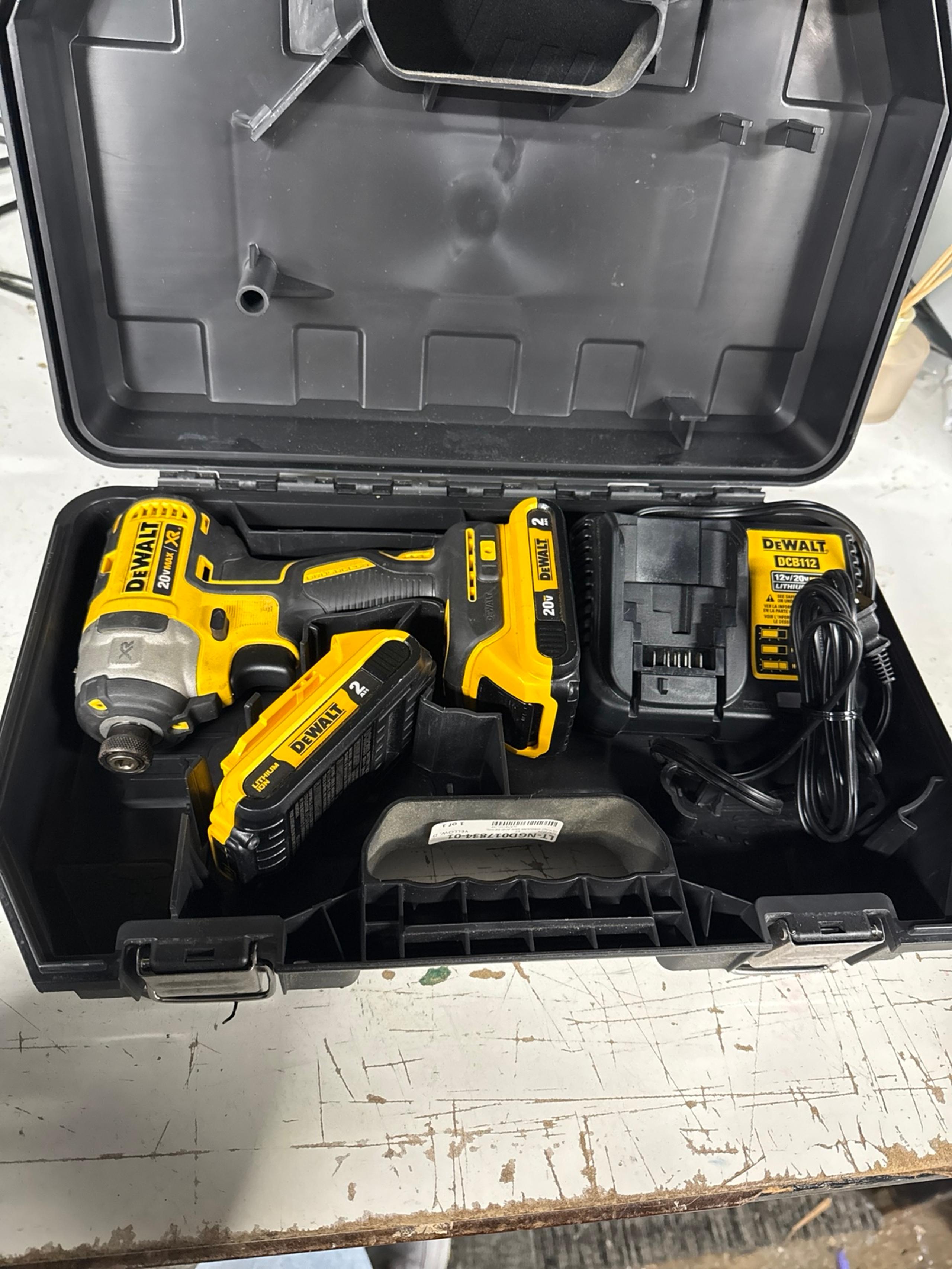 DEWALT 20V MAX XR Cordless Impact Driver