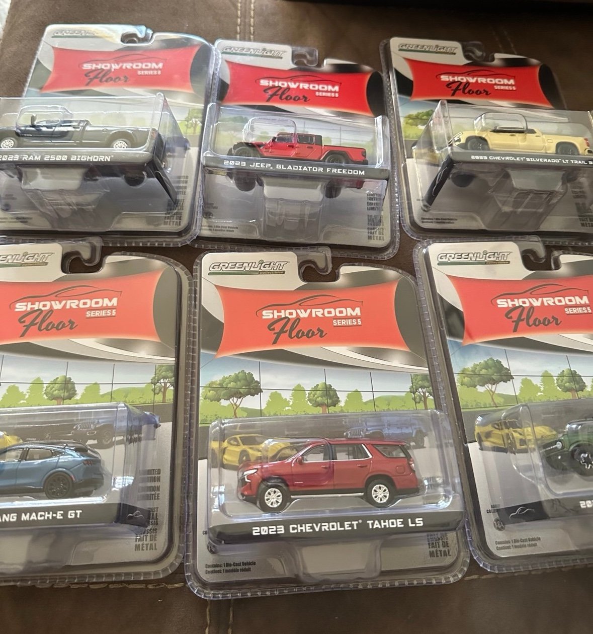 New set of 6 green light showroom floor series die cast vehicles