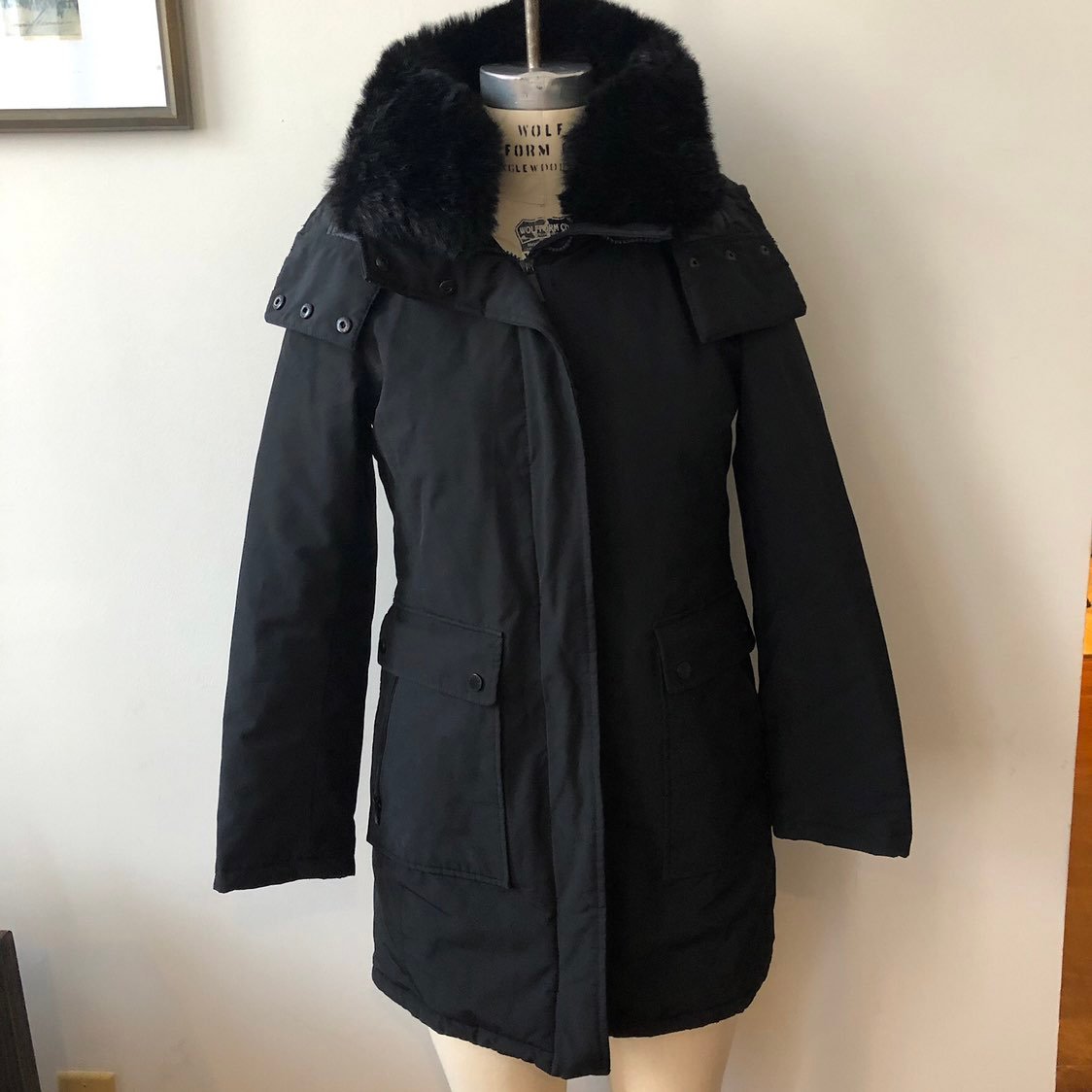 French Connection Women's Sz Sm black pa