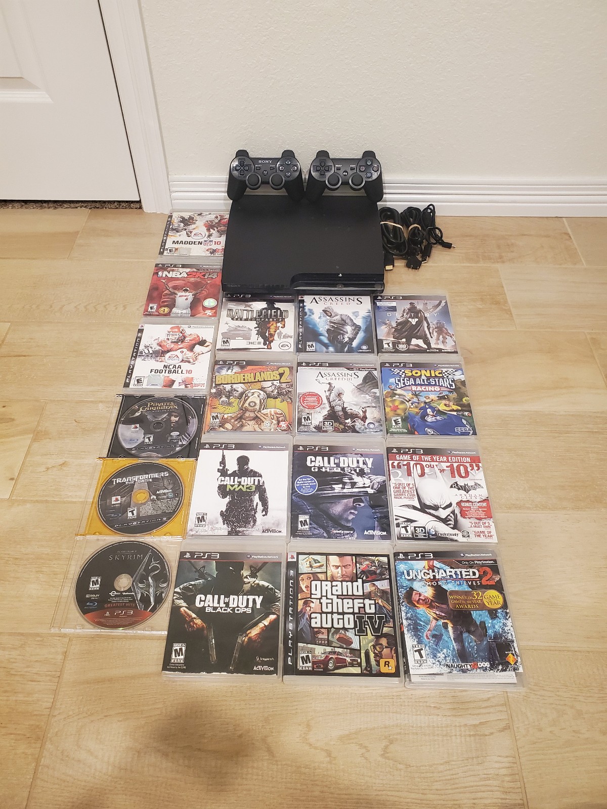 Sony Playstation 3 PS3 Slim Console System 160GB Bundle Games Call of Duty Grand