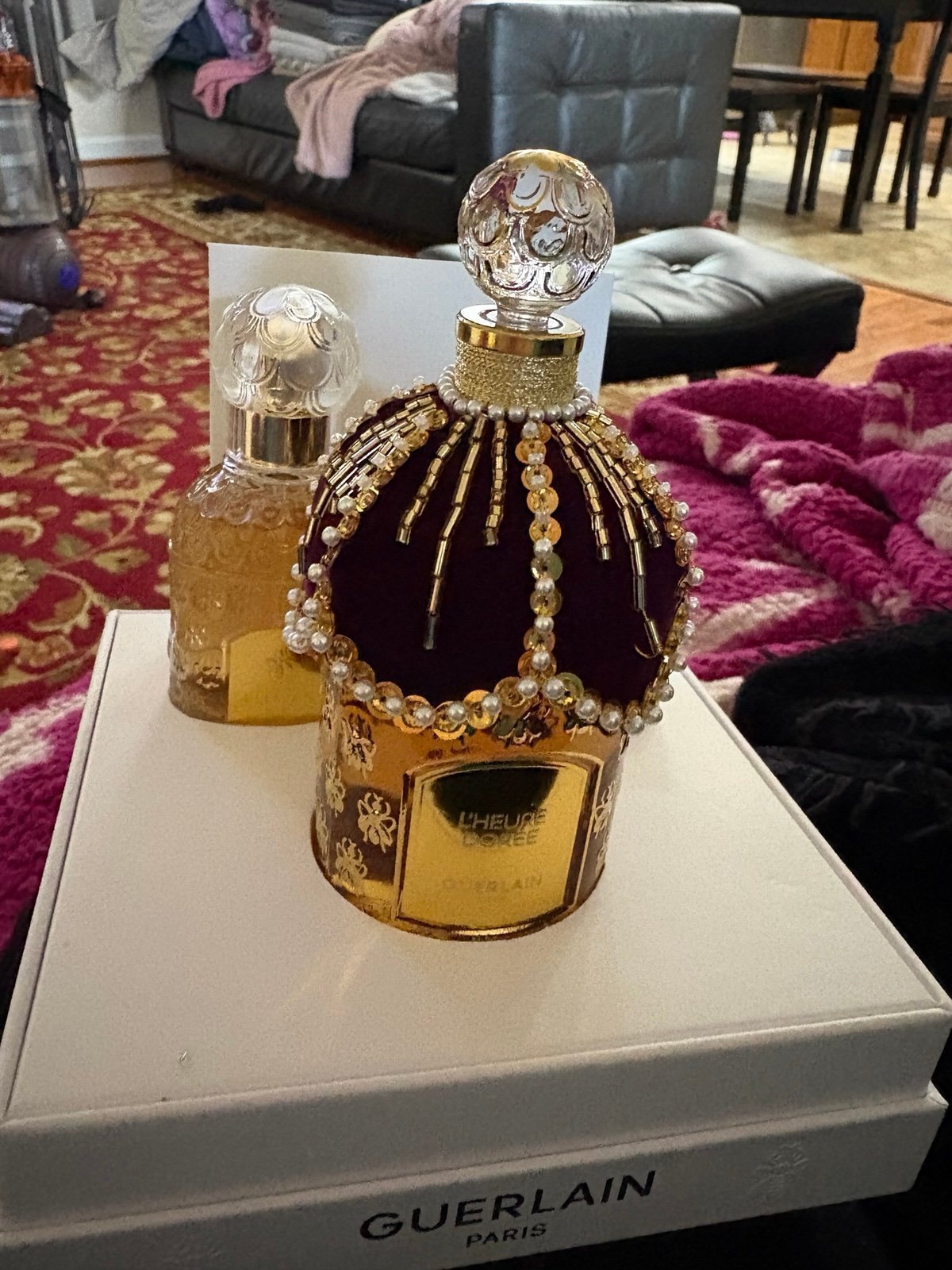 30 ml bee bottle of Guerlain L’Heure Doree Miliseme