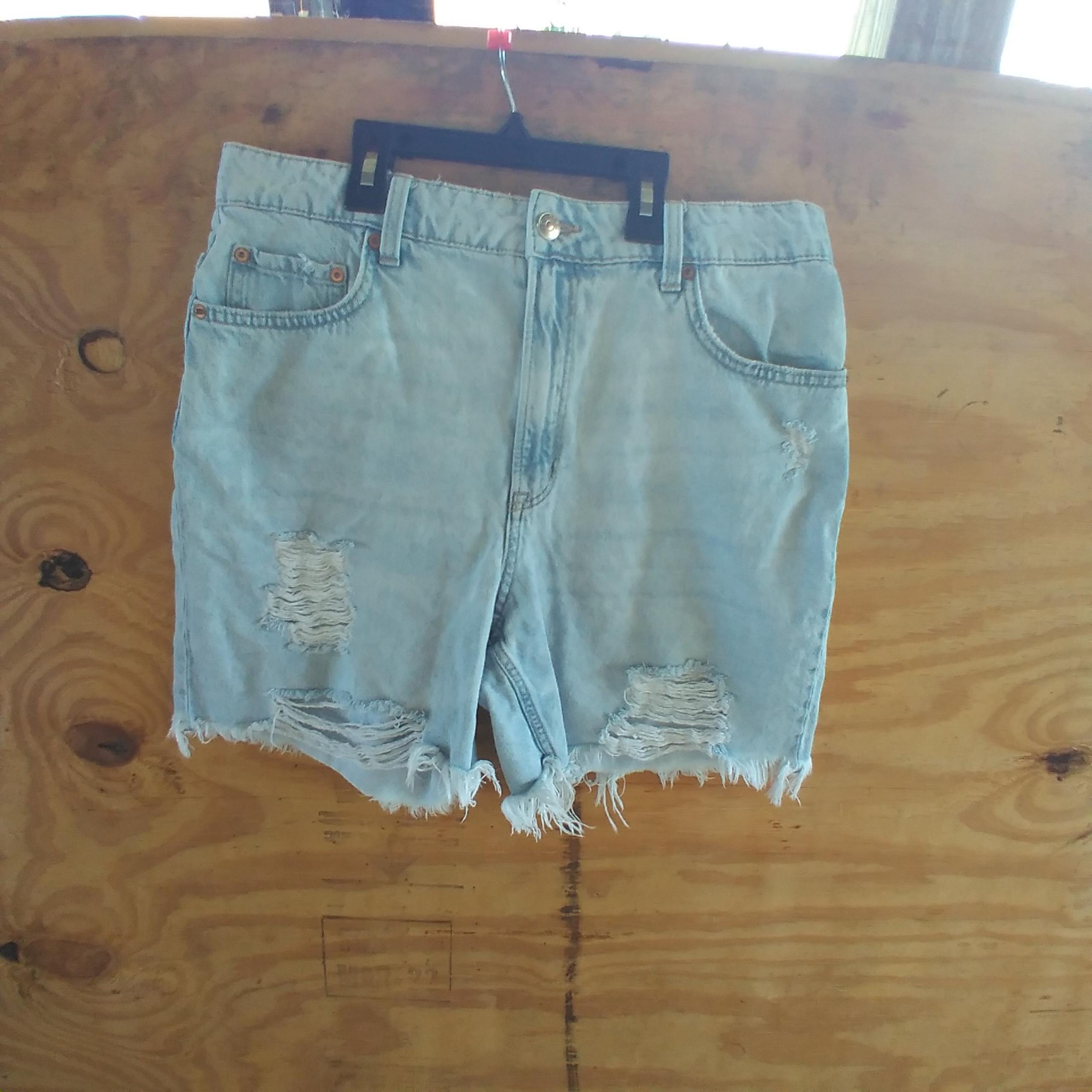 Womens jean shorts .Divided size 10