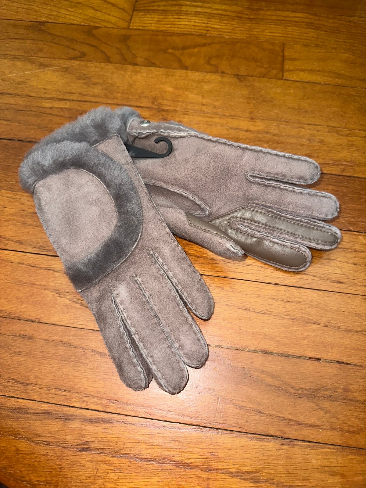 NEW UGG LEATHER TOUCH sheepskin gloves