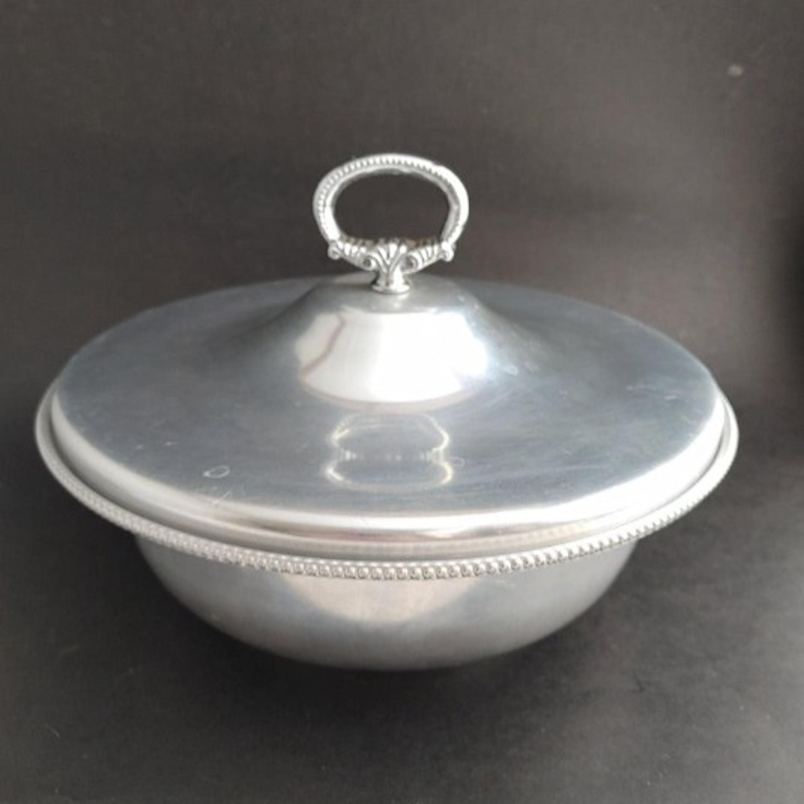Vintage Mid-Century Modern BW Buenilum Aluminum Pyrex Covered Round Serving Dish