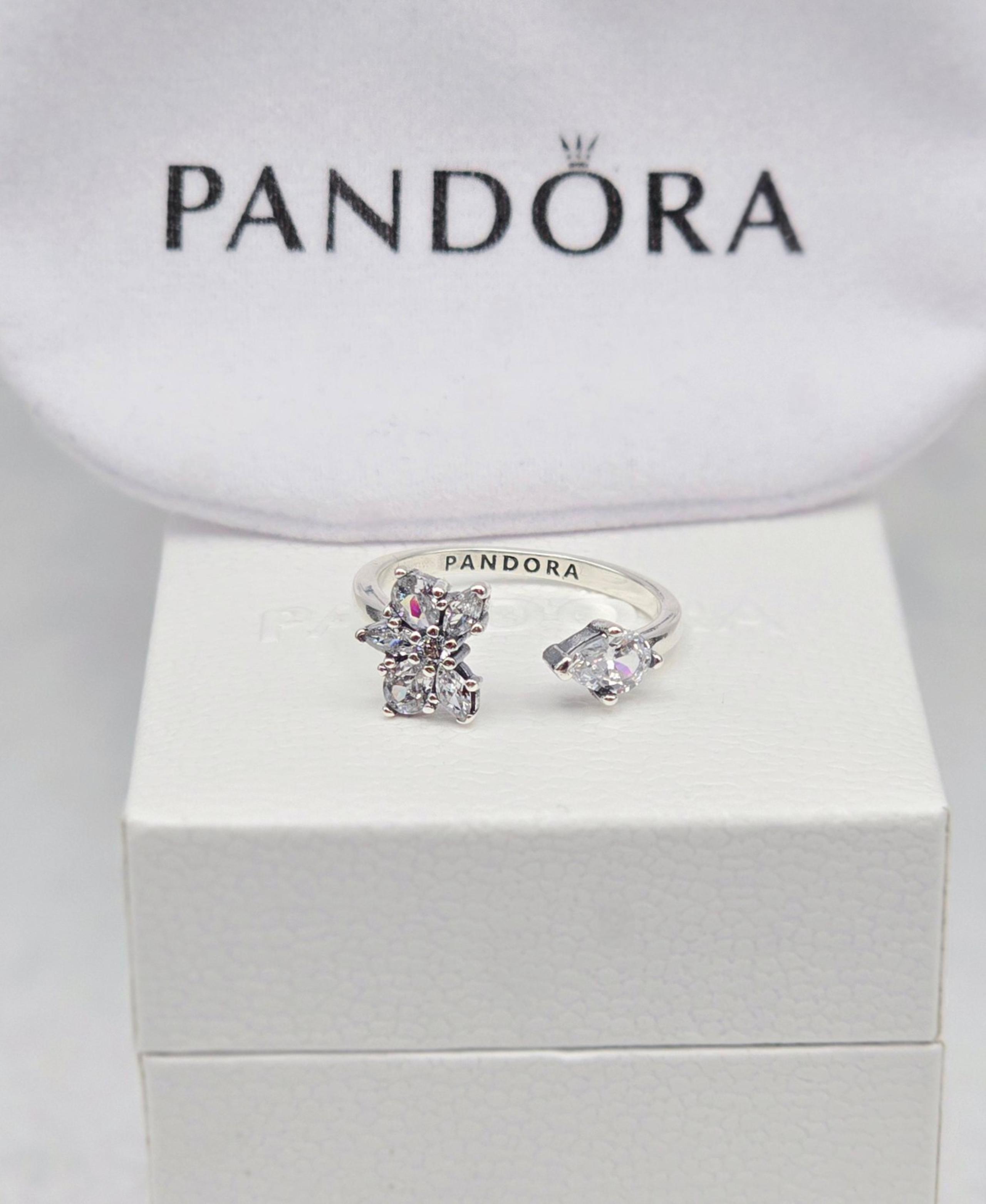 Pandora // Sparkling Herbarium Cluster Open Ring // Ring Size 7.5 // Silver