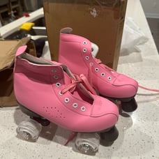 Skates