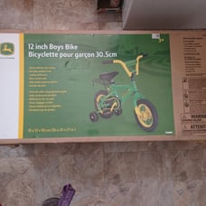 John Deere 12-in boys bike with training wheels