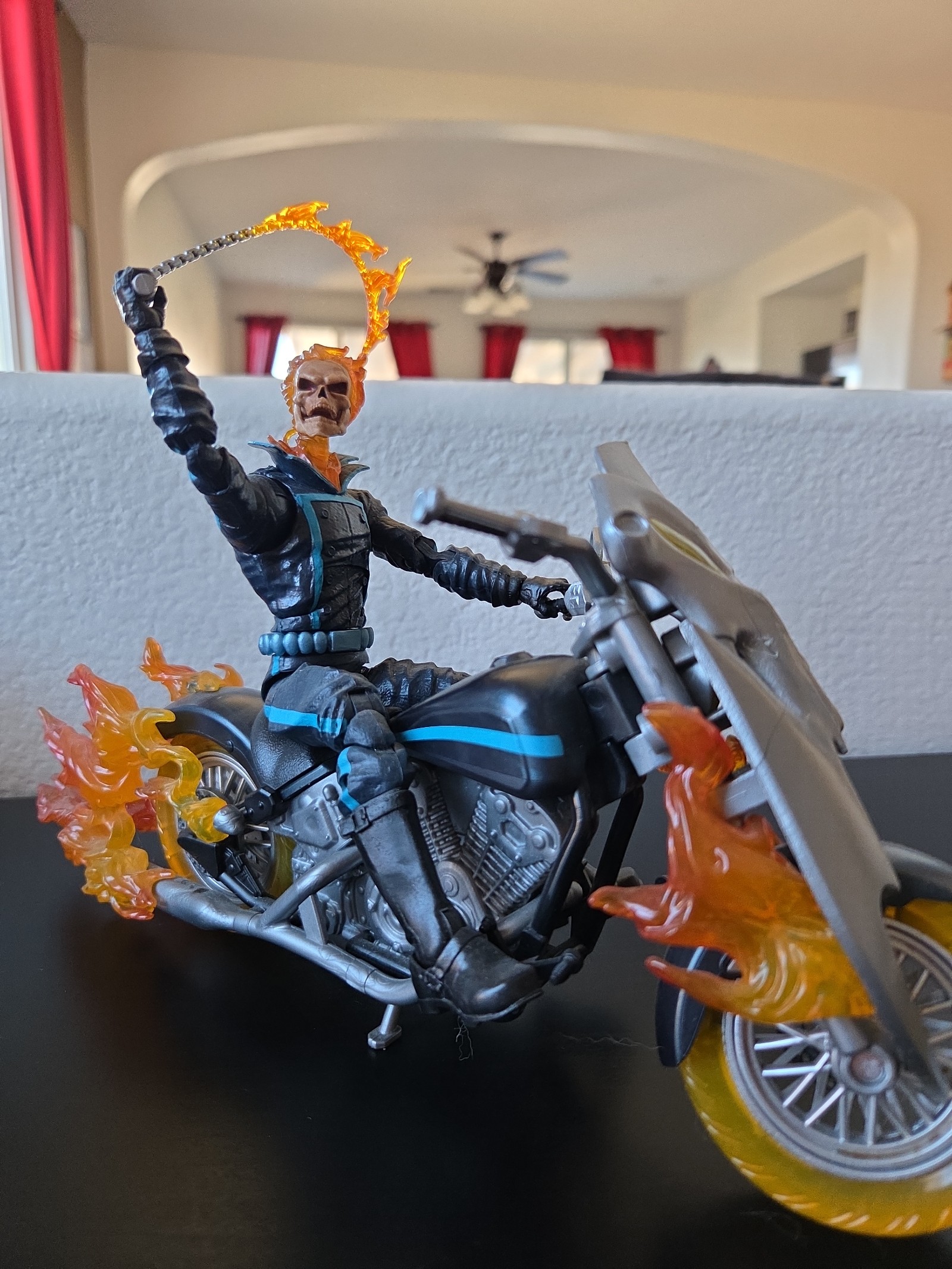 Marvel Legends Ultimate Riders Johnny Blaze Ghost Rider & Motorcycle