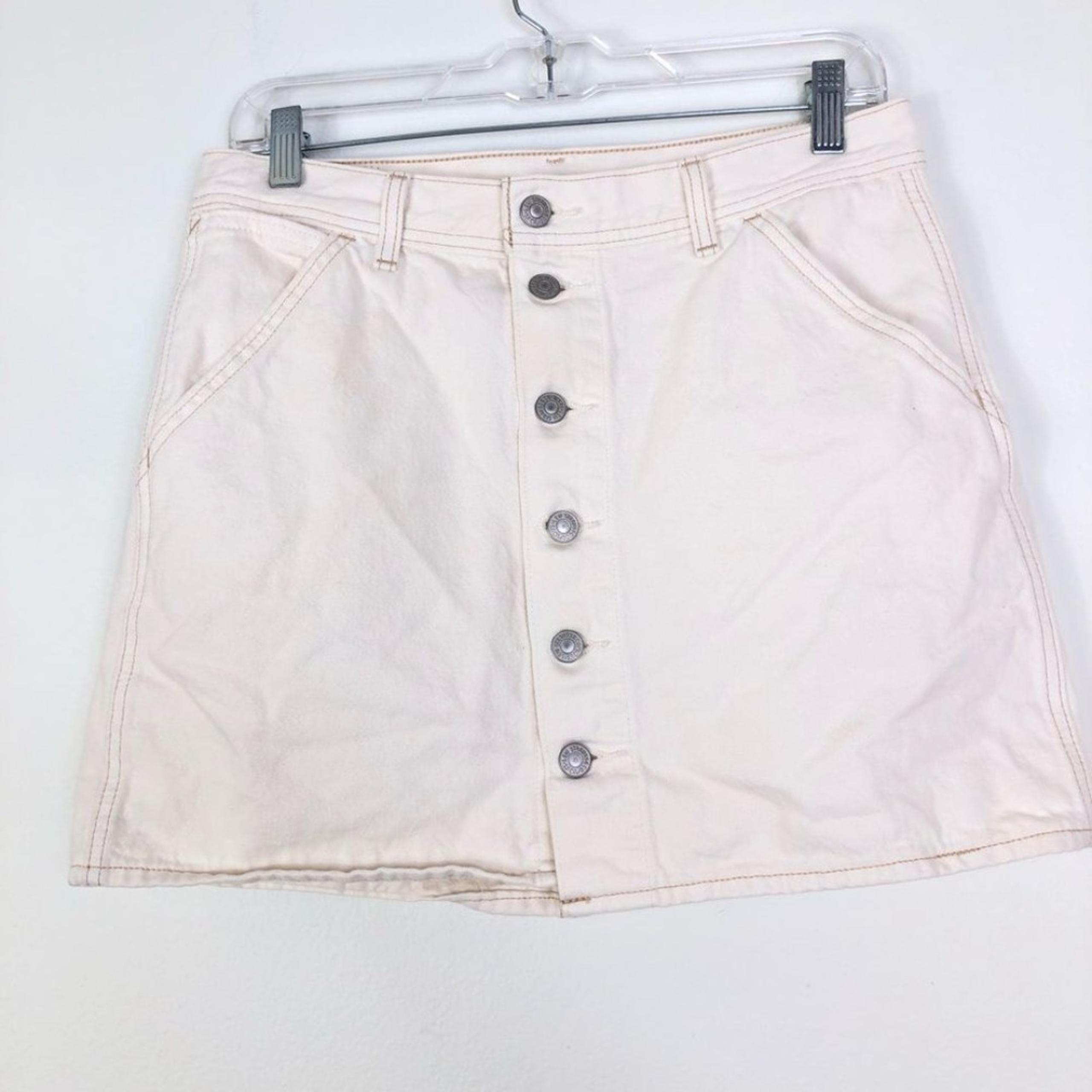 Levi’s Womens 30 Waist Cream Denim Skirt Button Front Short Big E Solid Cotton