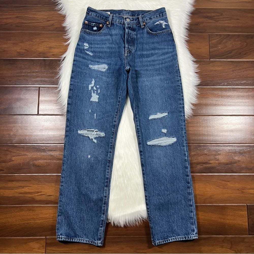 Levi's Women's Size 26 Fever Pitch 501 Distressed 90s Denim Jeans