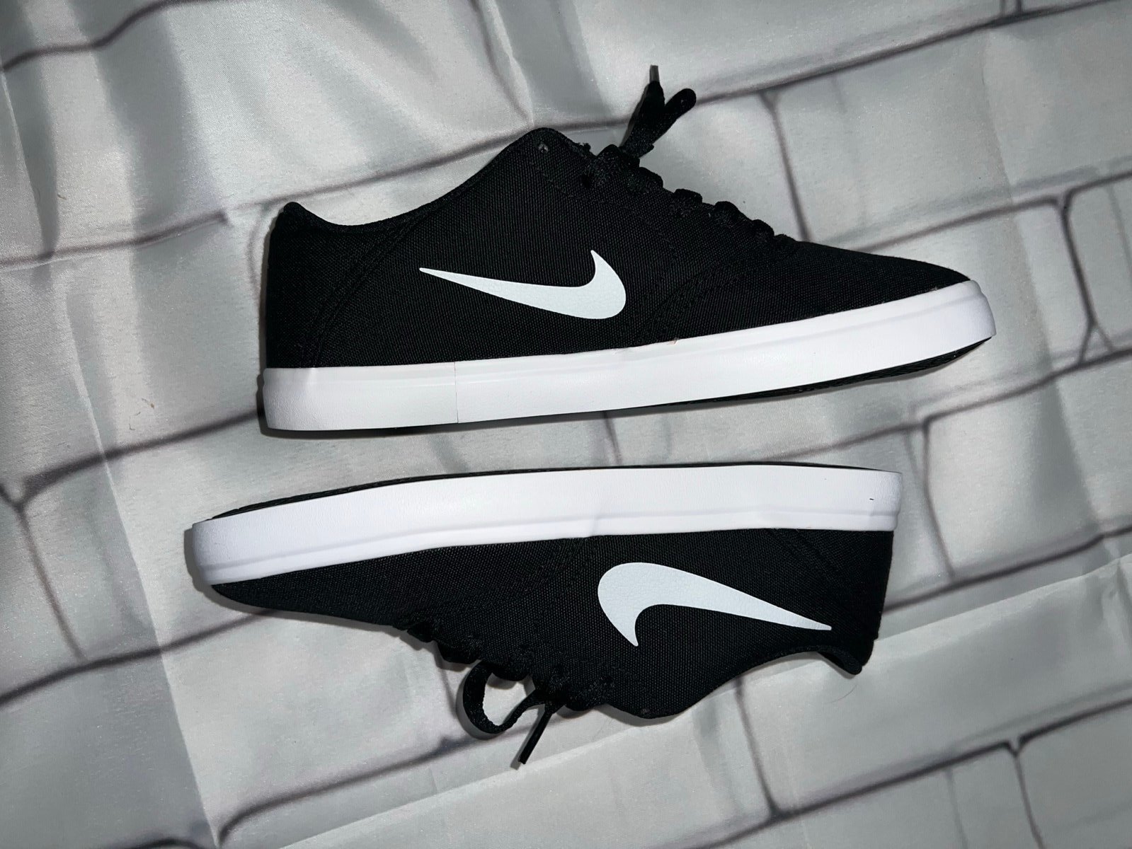 Nike SB Check Canvas Shoes