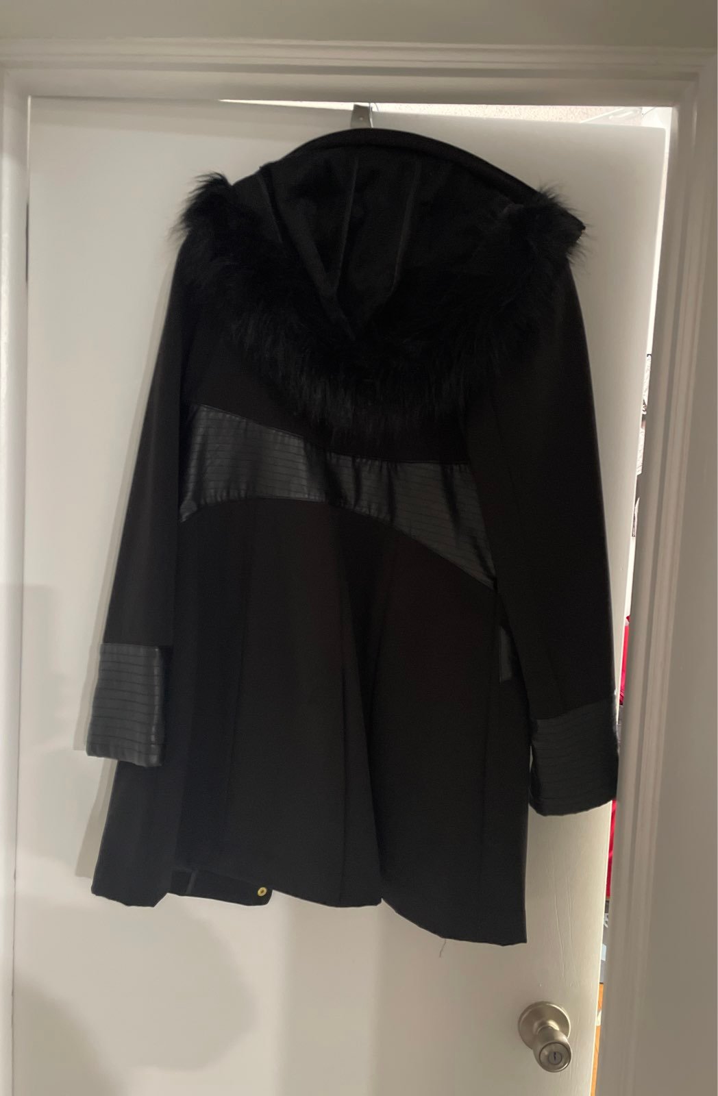 Ladies black stylish coat Via Spiega L
