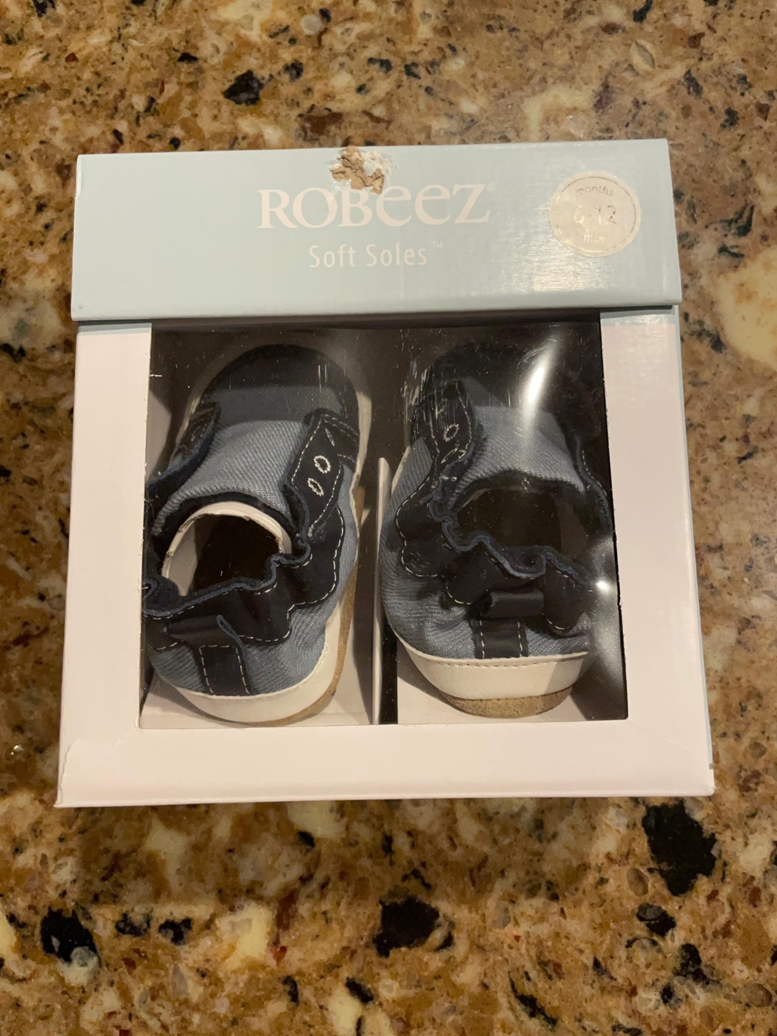 Robeez size 6-12 months