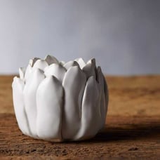 ARHAUSE Dahlia White Tealight Holder