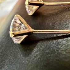 New! Solid 10K Gold Diamond Stud Earrings Perfect Everyday Earrings 10k Gold