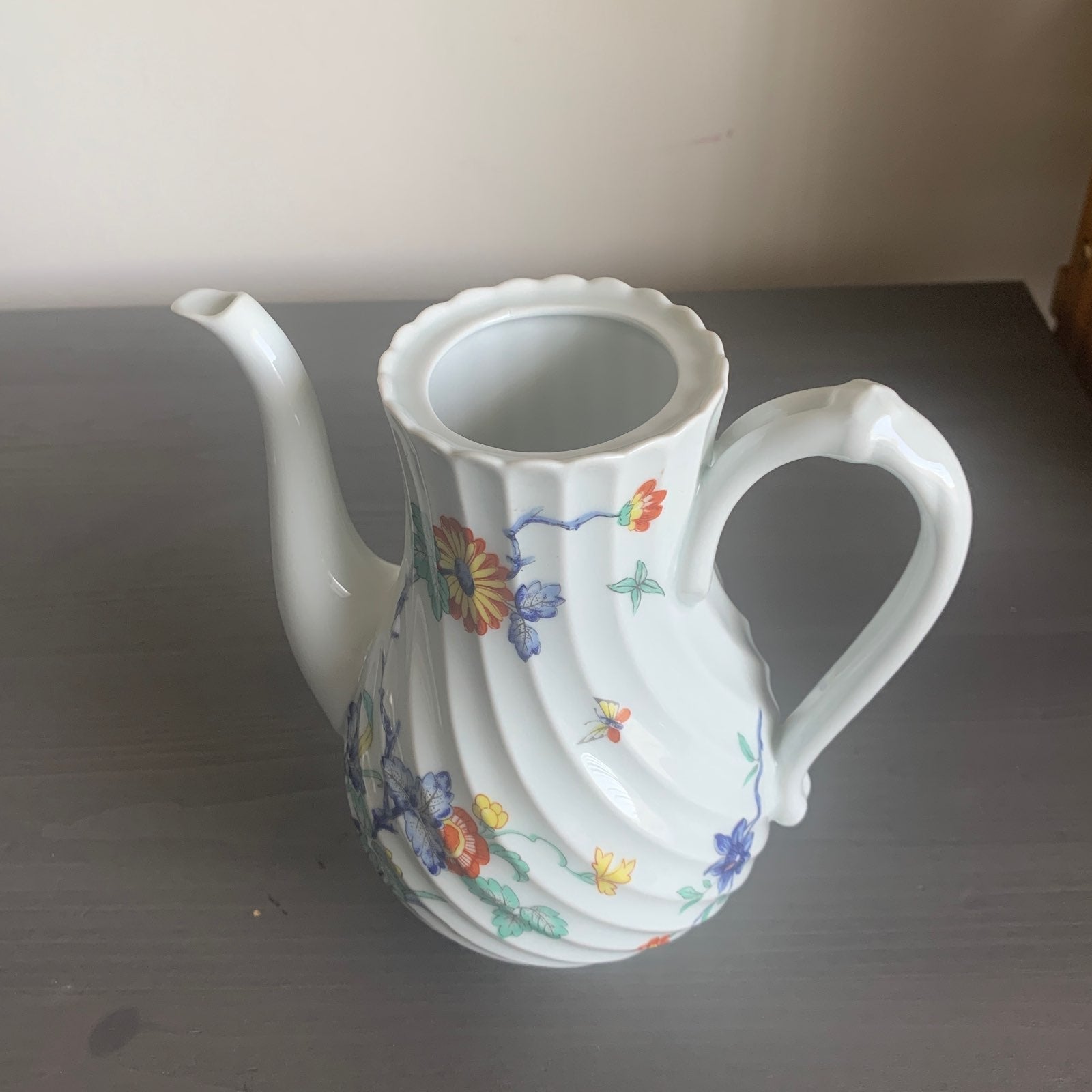 Haviland Limoges Coffee pot WITH LID. Made in France