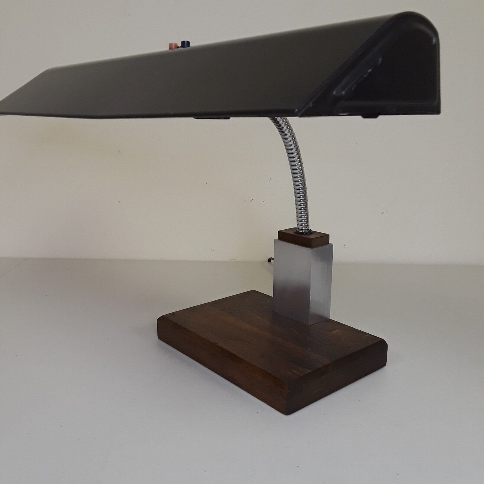 VTG MCM Bankers Desk Lamp with Wood Base Reading Light 1960s Apollo Electric Co.