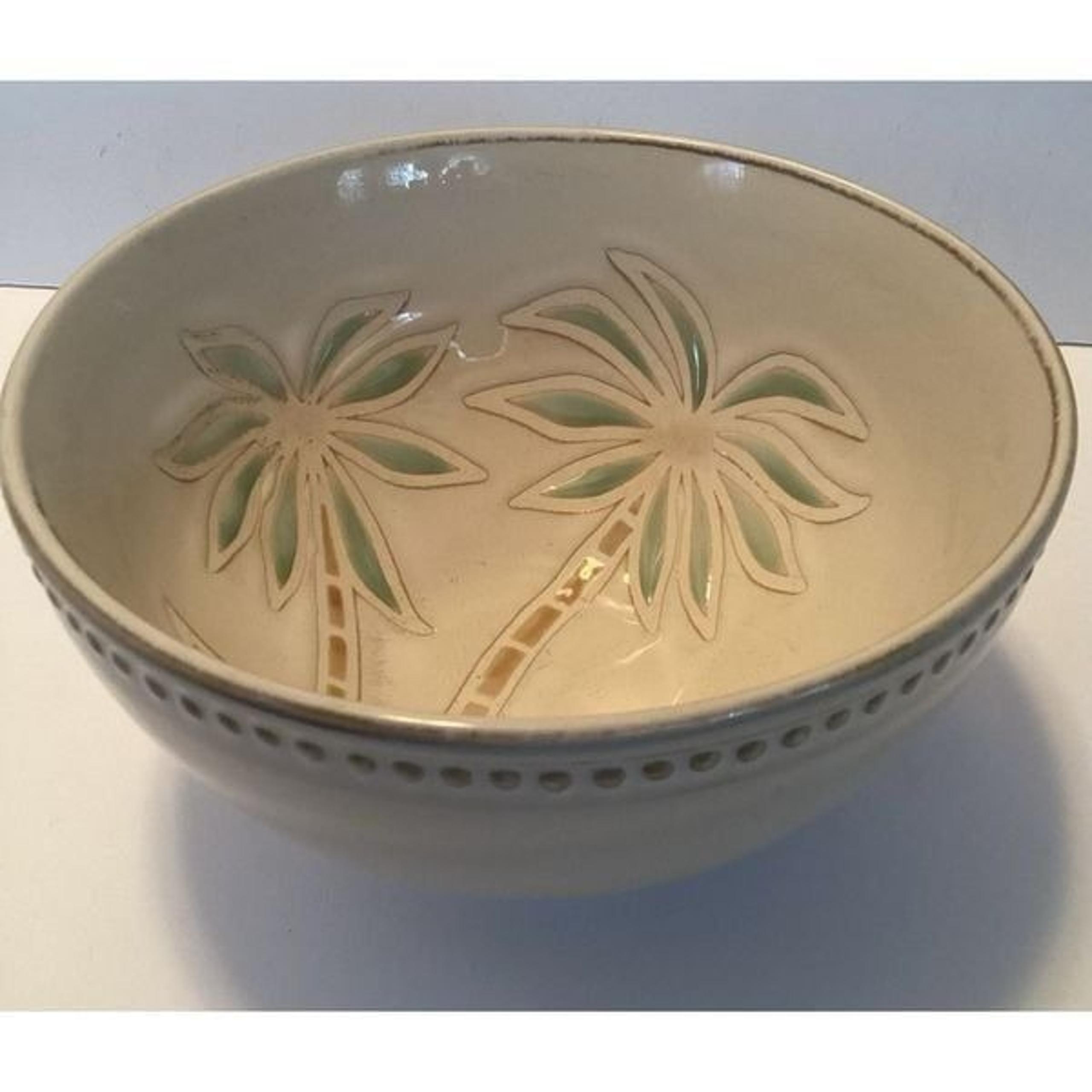 Pfaltzgraff Palm Tree Soup Cereal Bowl Stoneware Beige Beaded Edge