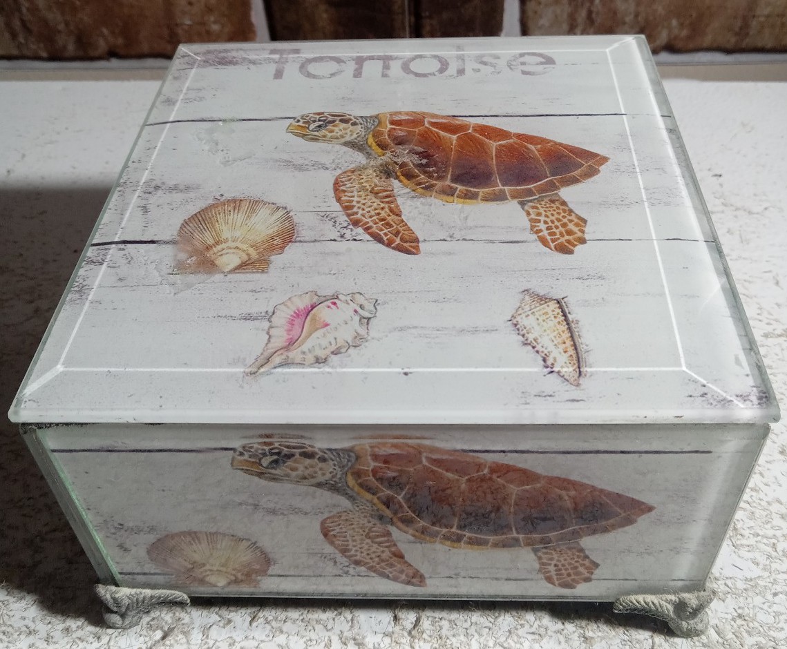 Vintage Glass TORTOISE Trinket Box 6x6
